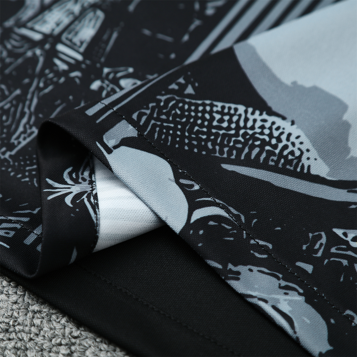 foot-Brazil 25-26 Gray Jesus Statue Short-Sleeve Training Set - Gray Top & Black Shorts