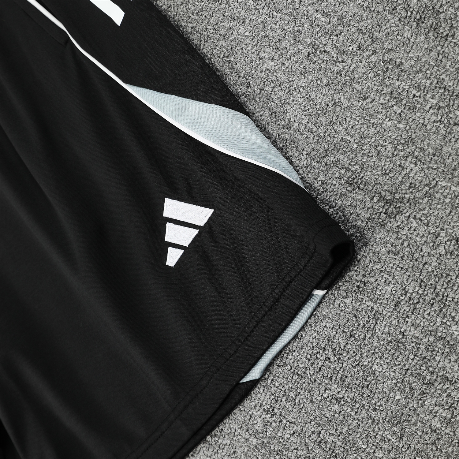 foot-Real Madrid 25-26 Short-Sleeve Training Set - Blue Purple Curve Pattern Top & Black Shorts