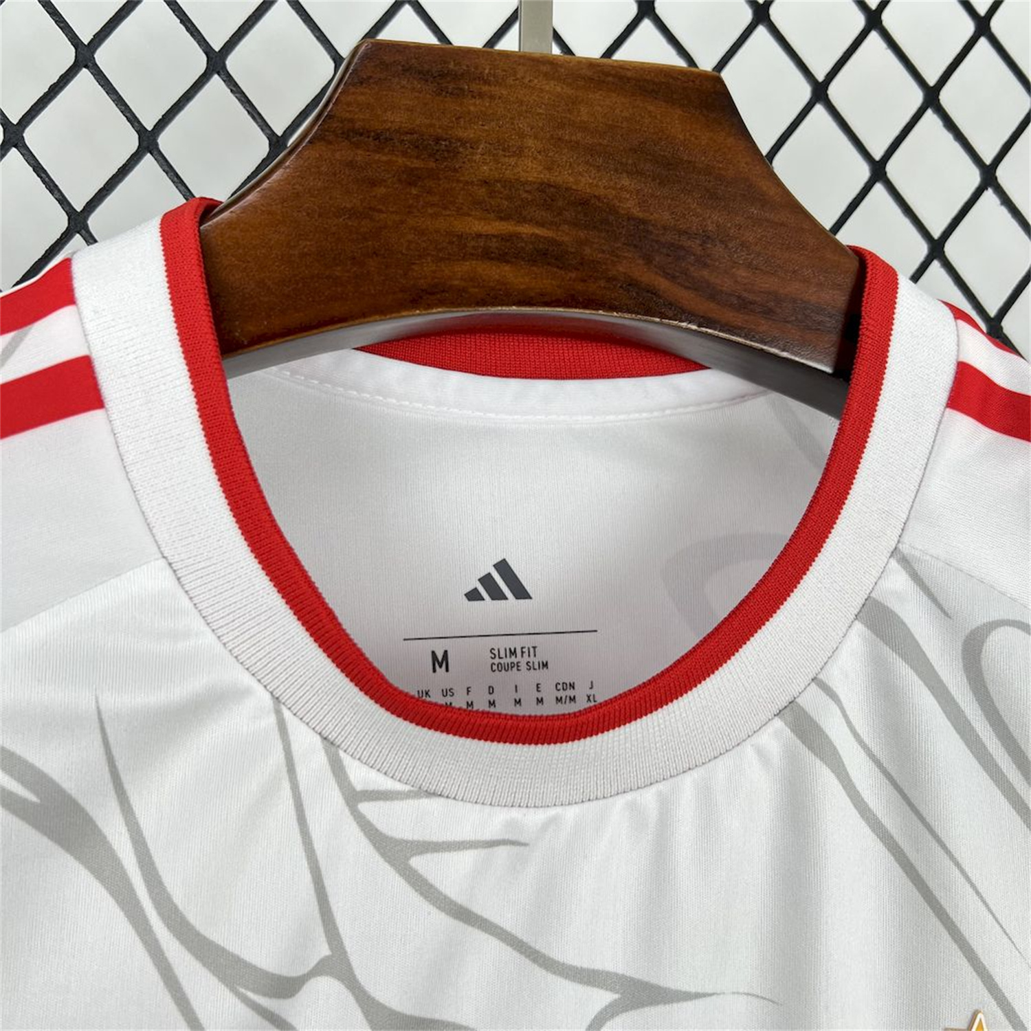foot-Benfica 24-25 White Red Concept Jersey with Grey Eagle - Fans Version