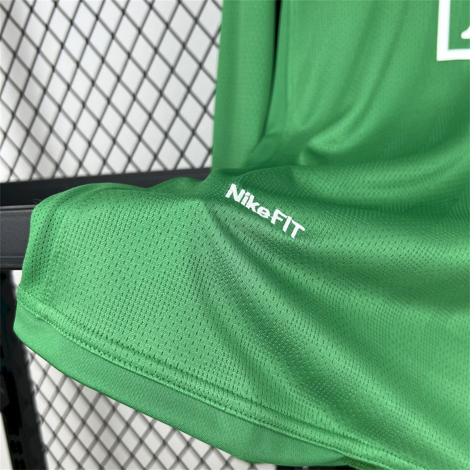 foot-Retro Manchester United 2007-08 Green Goalkeeper Long Sleeves Jersey