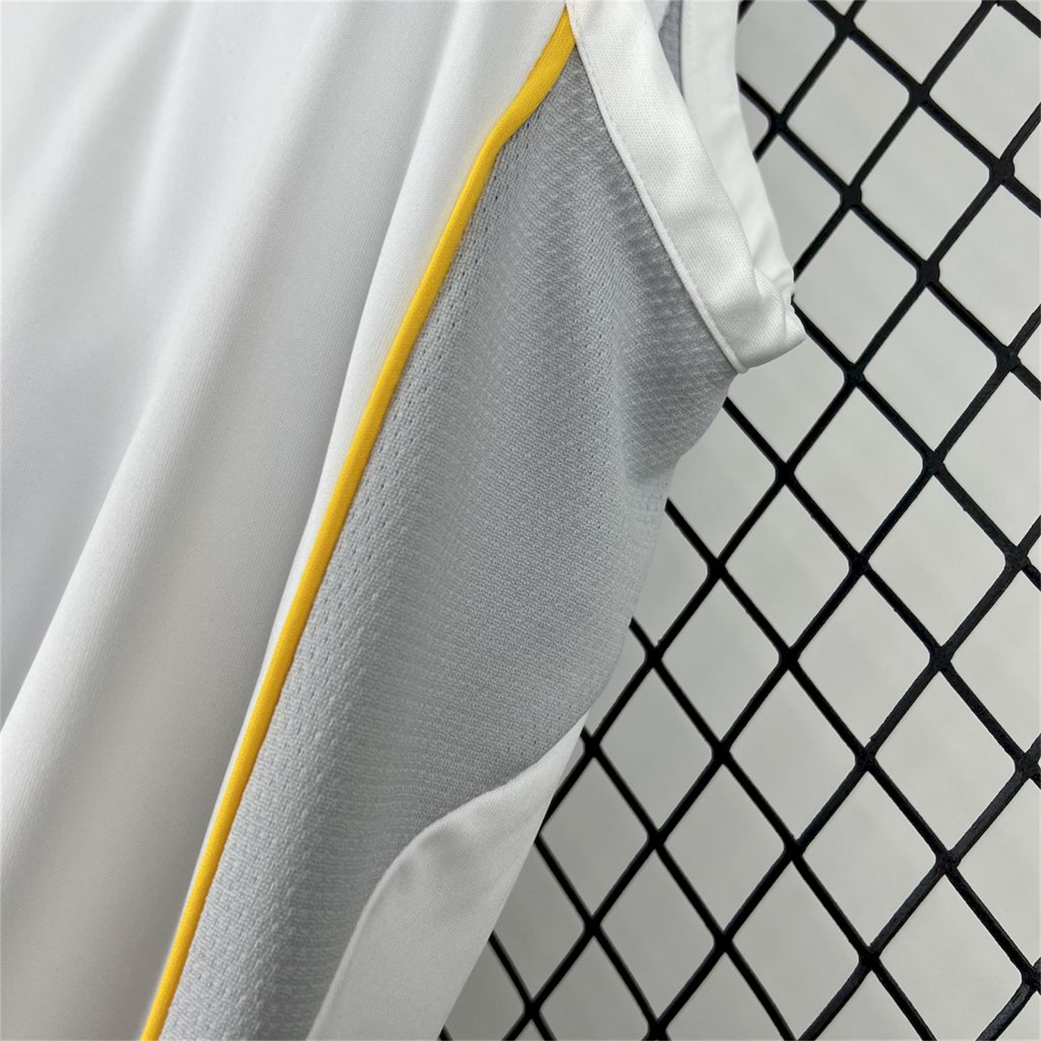 foot-Real Madrid 25-26 Home Vest - Fans Version