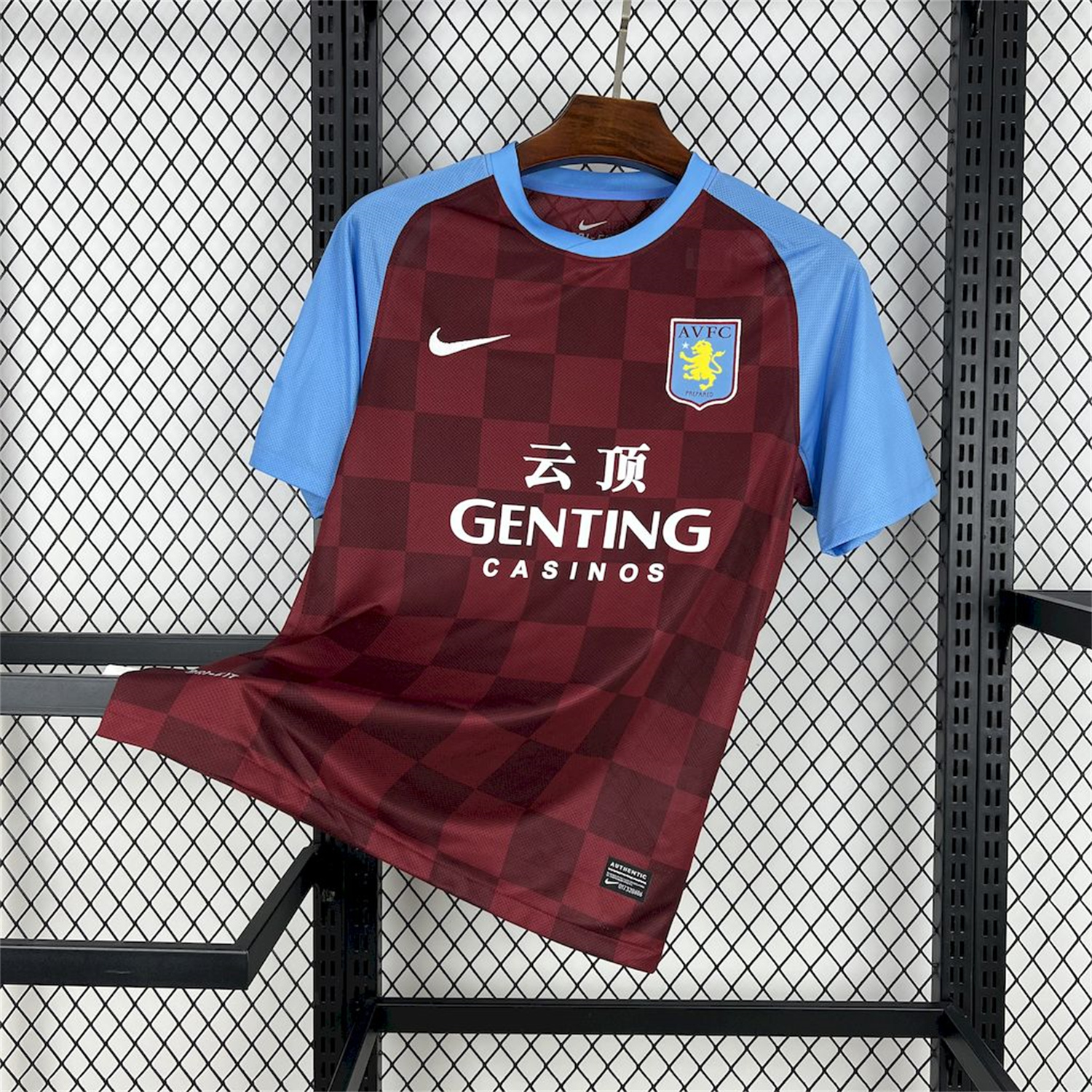 foot-Retro Aston Villa 2011-12 Home Jersey