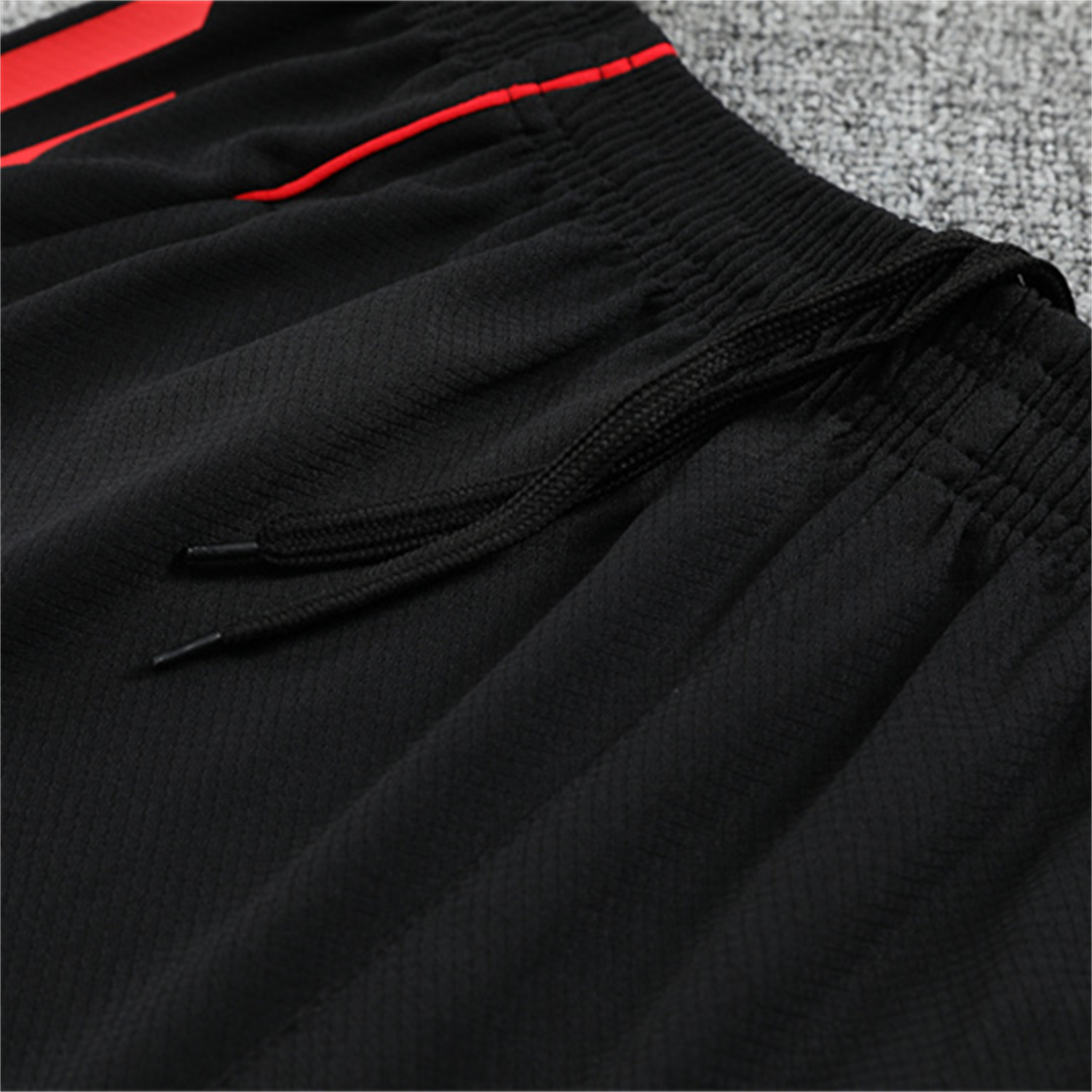 foot-Liver.pool 25-26 Short-Sleeve Training Set Off White Top & Black Shorts