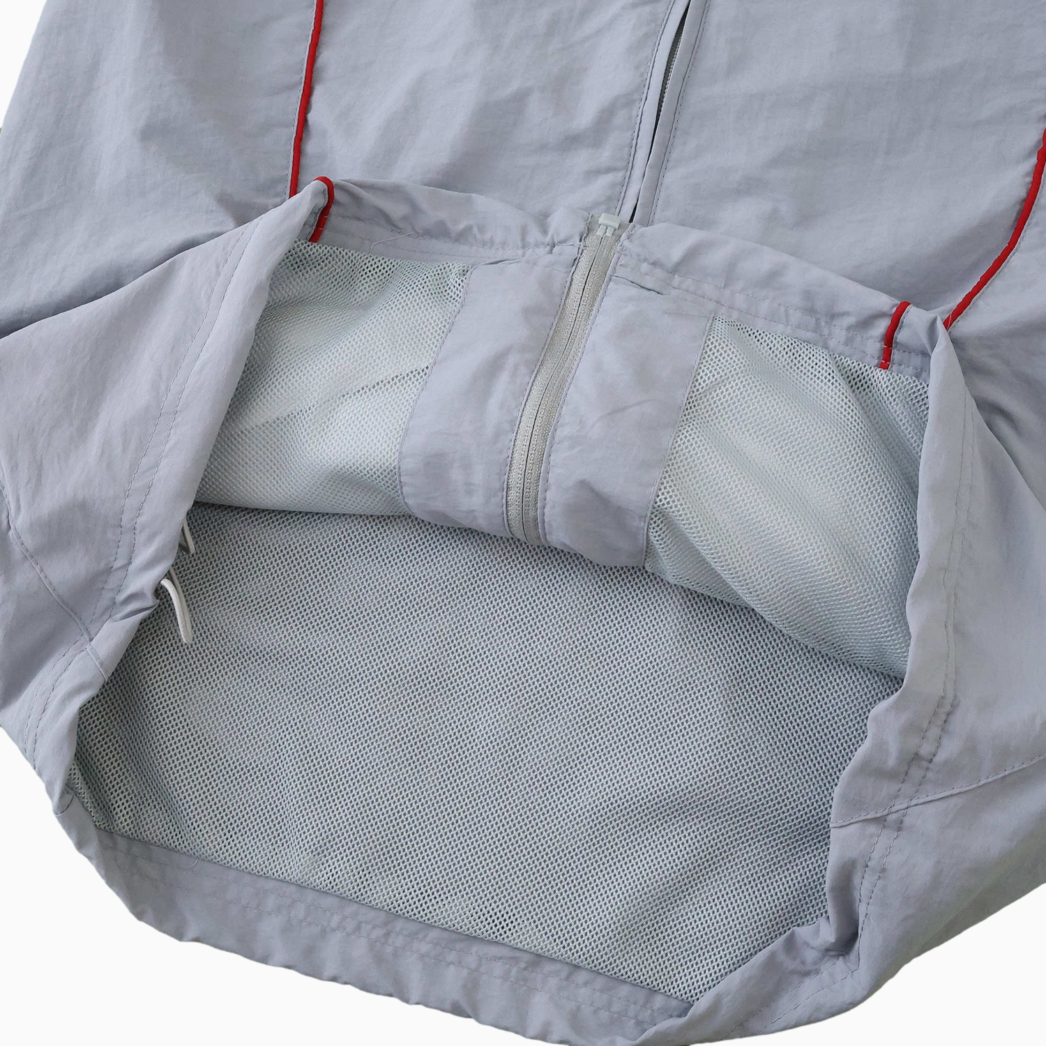 foot-Bayern Munich 25-26 Grey Throwback Windbreaker Jacket - Grey