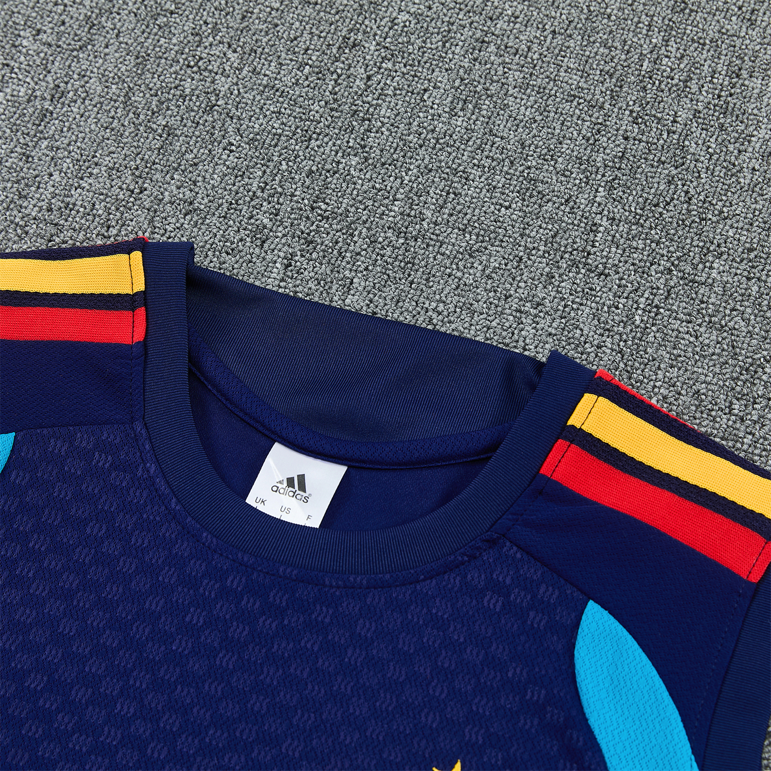 Unitedfootballkit.com | Spain 2026 Vest Training Set - Dark Blue Vest and Shorts -Customize Name, Number and Patch | Worldwide Shipping