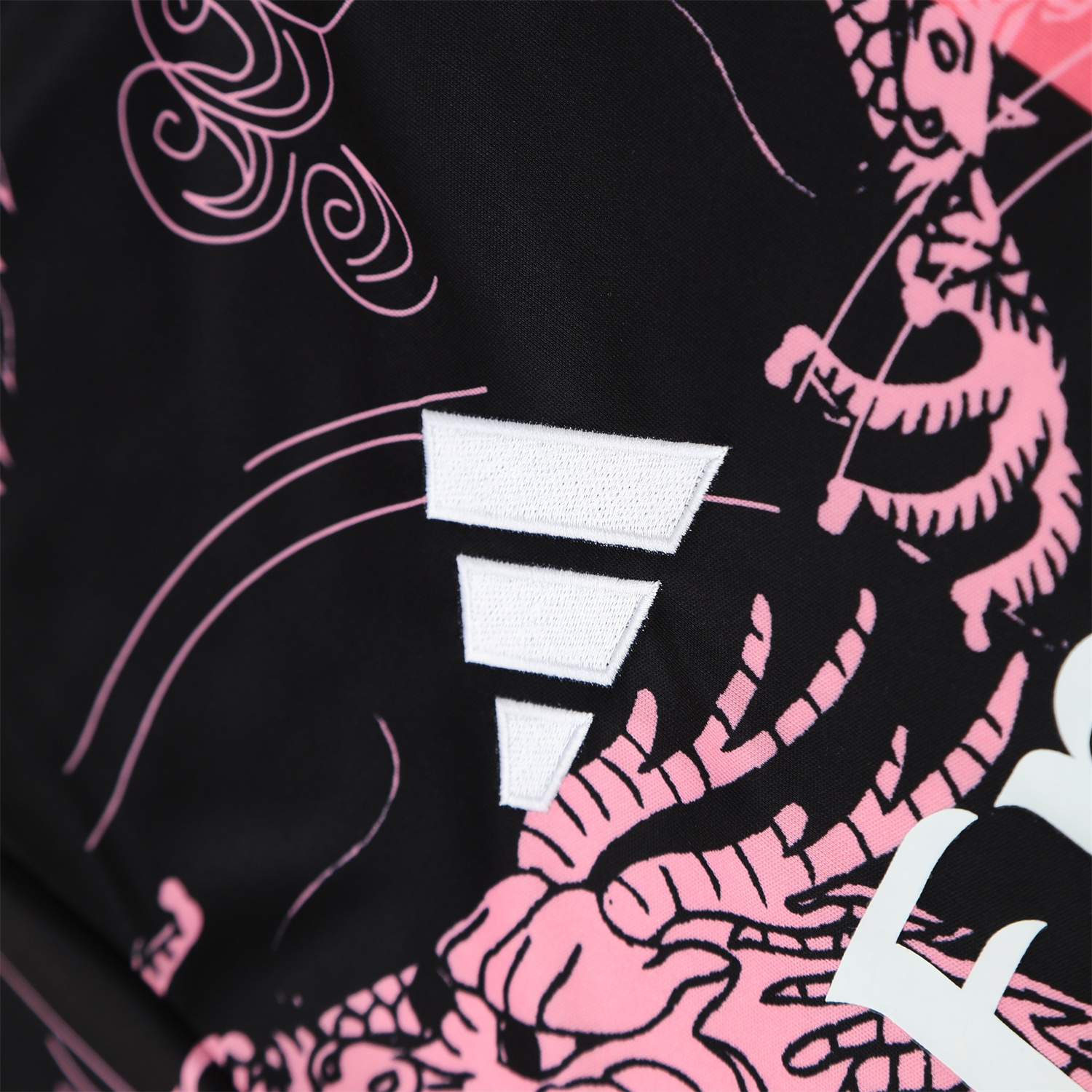 foot-Real Madrid 25-26 Short-Sleeve Training Set - Pink-Black Dragon Top & Black-White Shorts