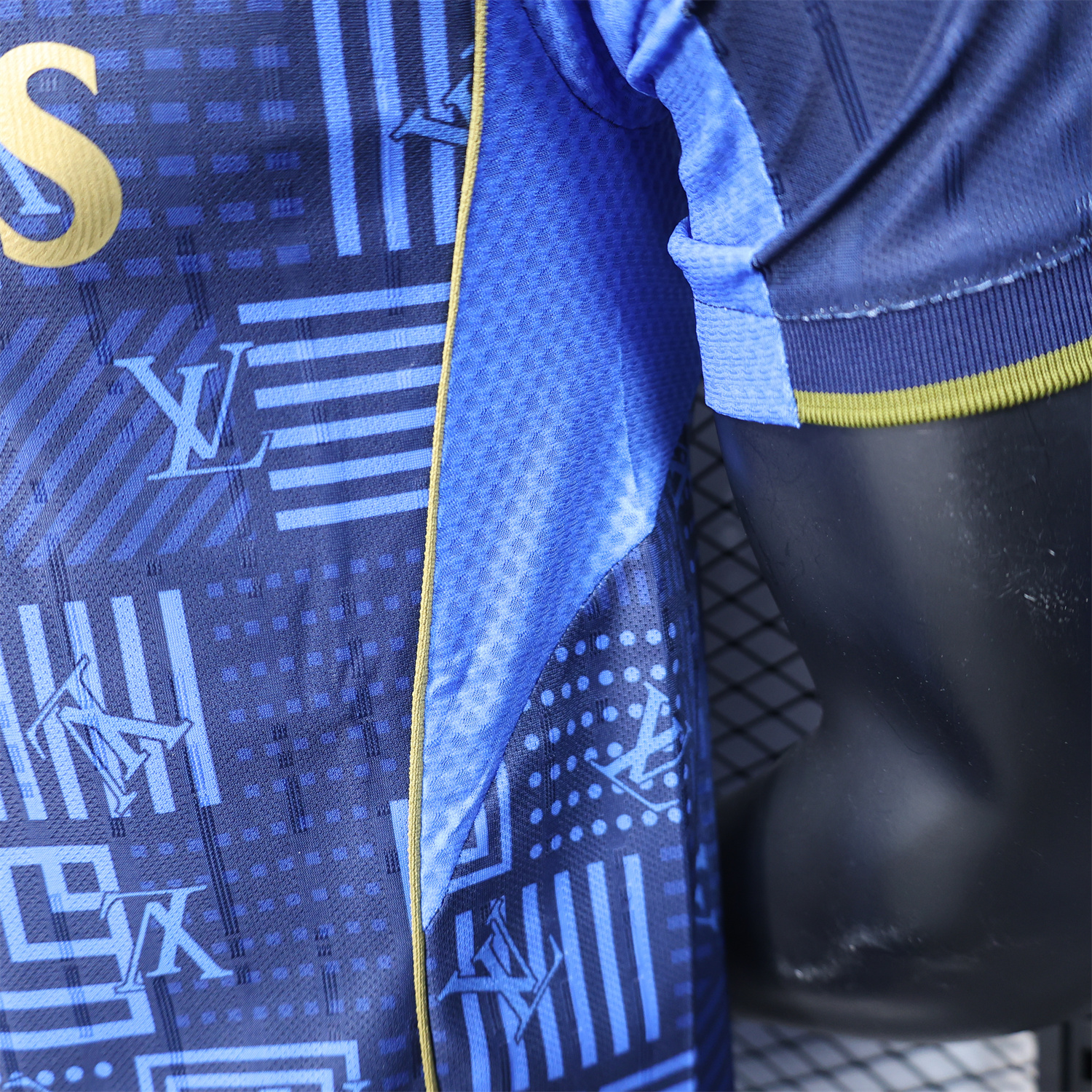 foot-Real Madrid 25-26 Blue Gold Special Edition Jersey - Player Version