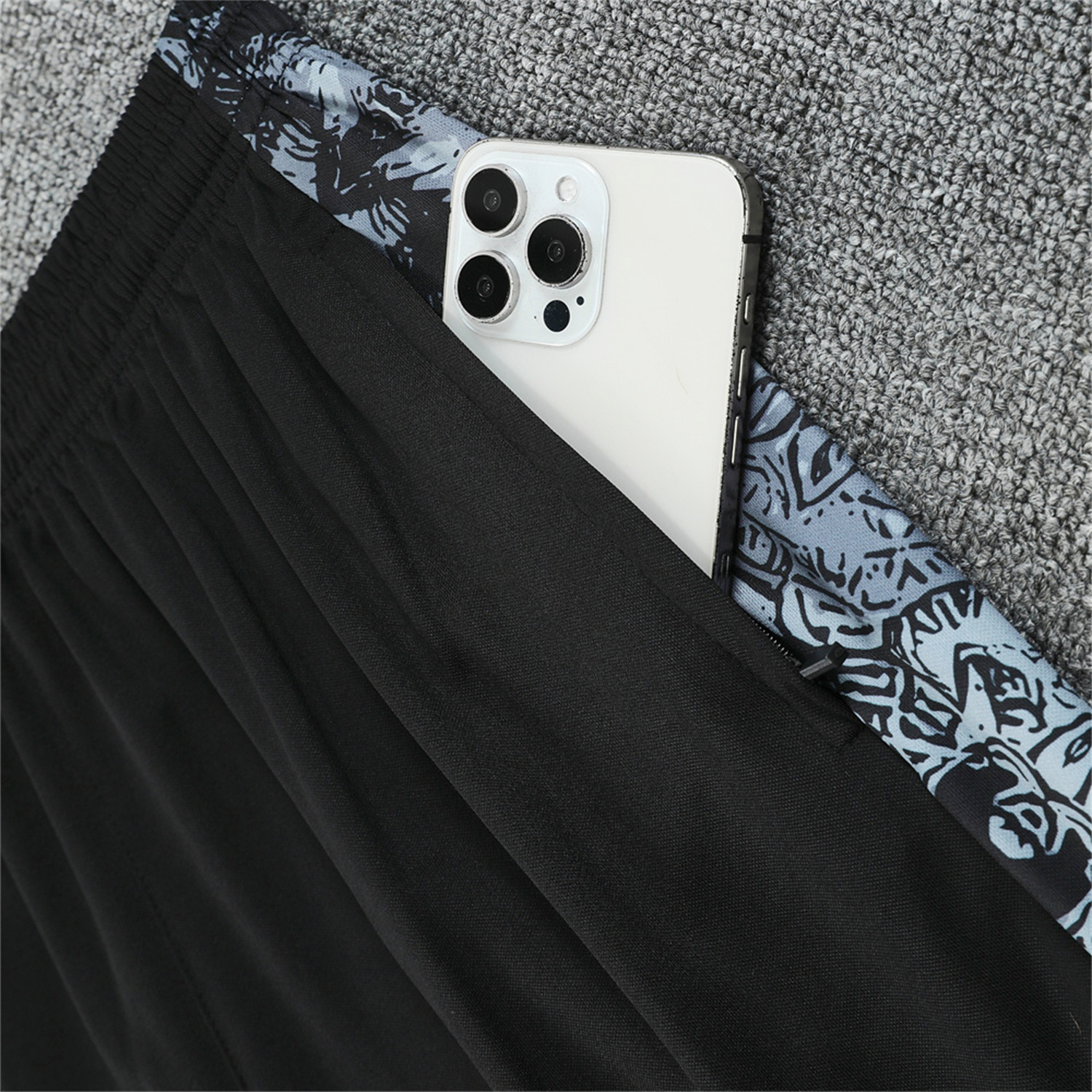 foot-Brazil 25-26 White Jesus Statue Short-Sleeve Training Set - White Top & Black Shorts