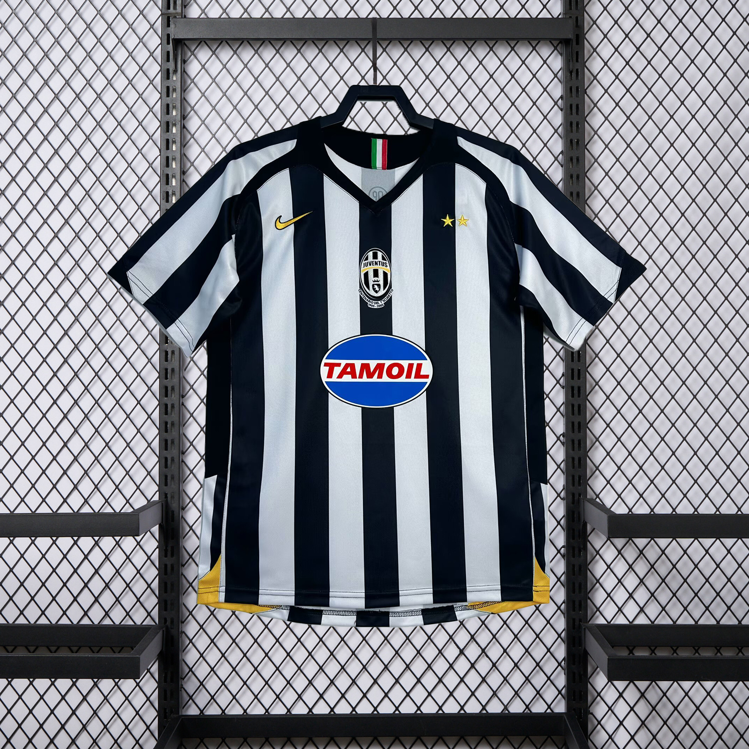 Unitedfootballkit.com | Retro Juventus 2005-06 Home Jersey -Customize Name, Number and Patch | Worldwide Shipping