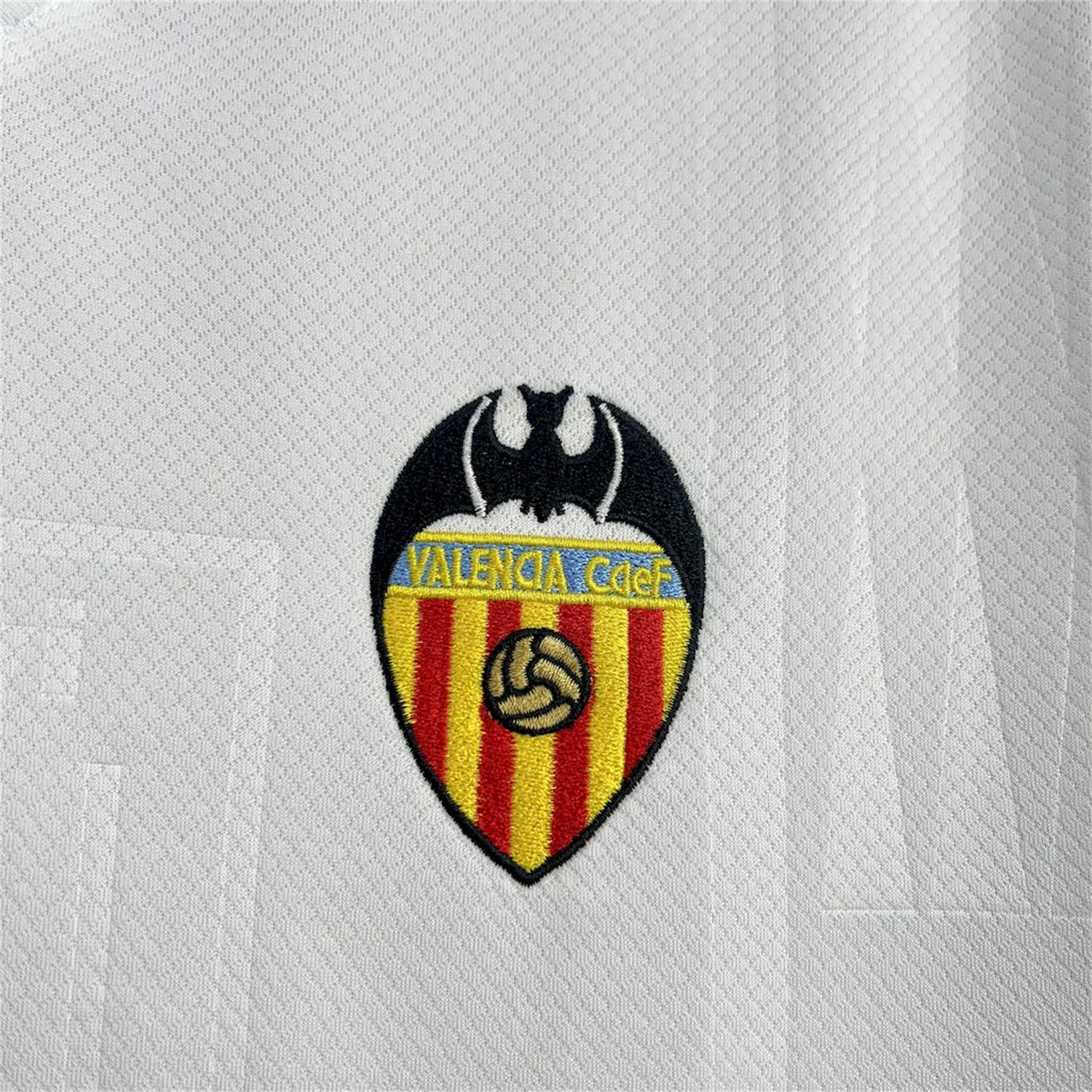foot-Retro Valencia 1996-97 Home Jersey