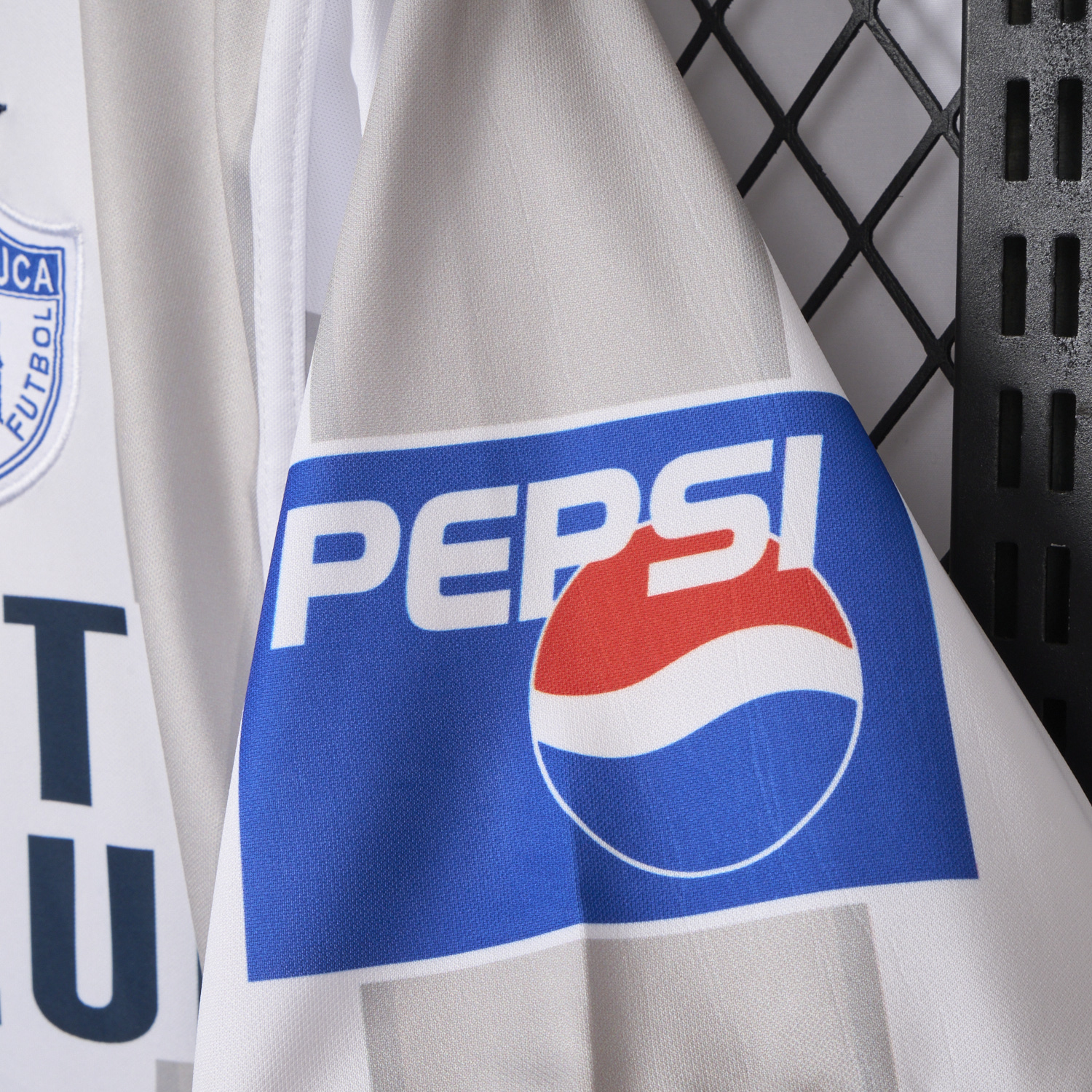 foot-Retro Pachuca 2001-02 Away Jersey