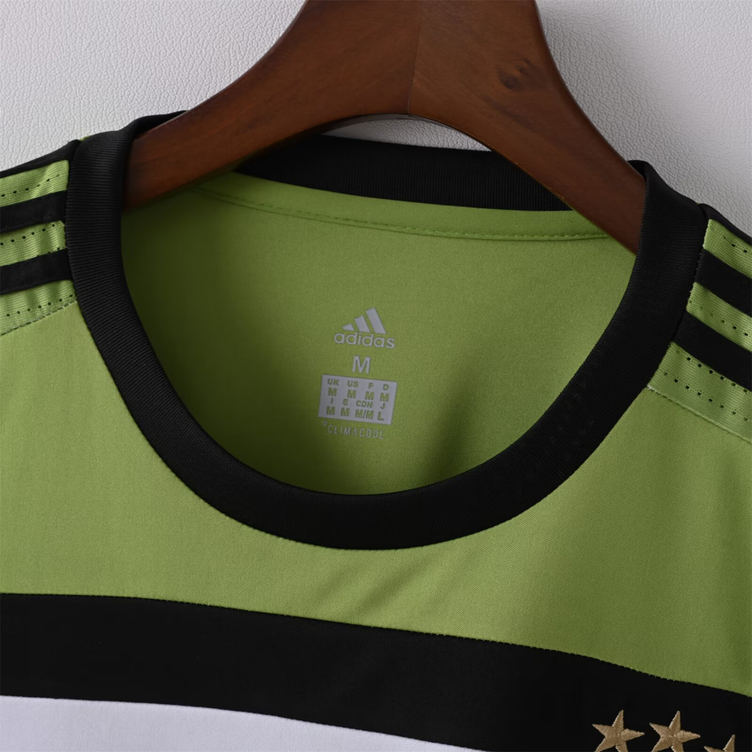 foot-Retro Juventus 2017-18 Third Jersey