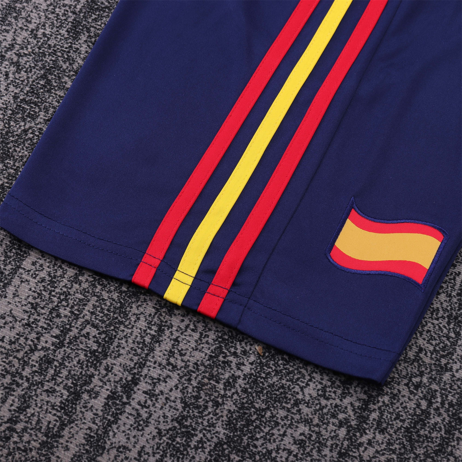 Unitedfootballkit.com | Retro Spain 2010 Away Kids Kit -Customize Name, Number and Patch | Worldwide Shipping