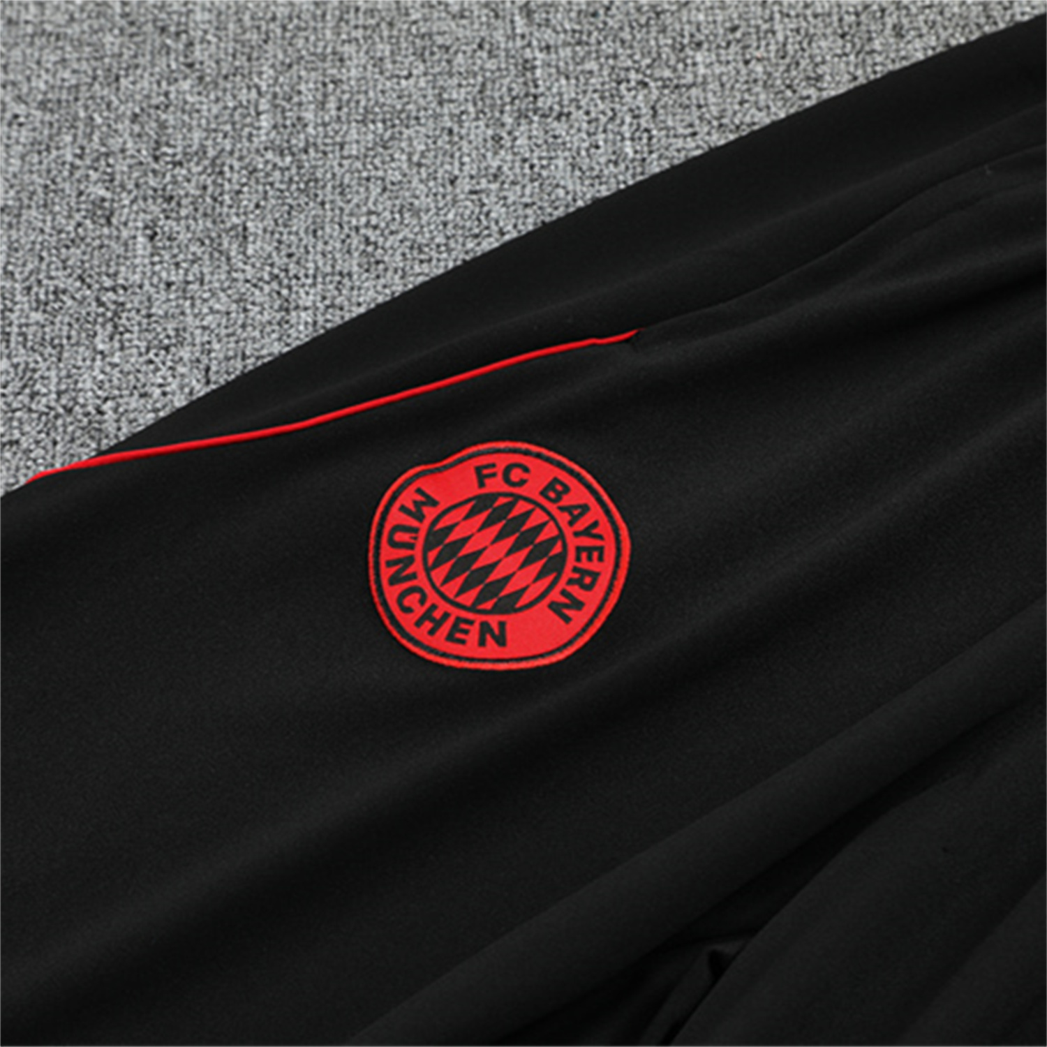 foot-Bayern Munich 25-26 Long Sleeves Training Set - Green Top & Black Pants