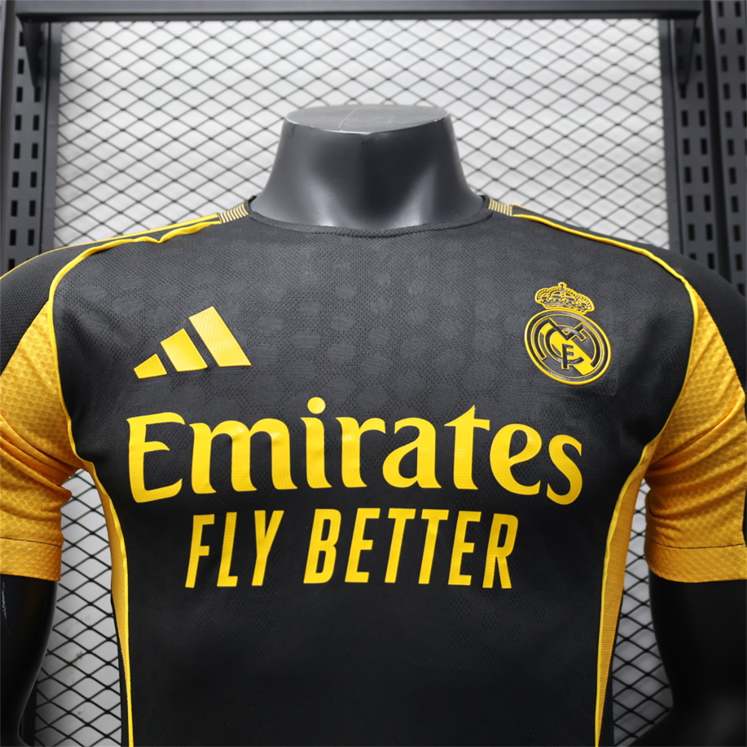 foot-Real Madrid 25-26 Black Gold Special Edition Jersey - Player Version