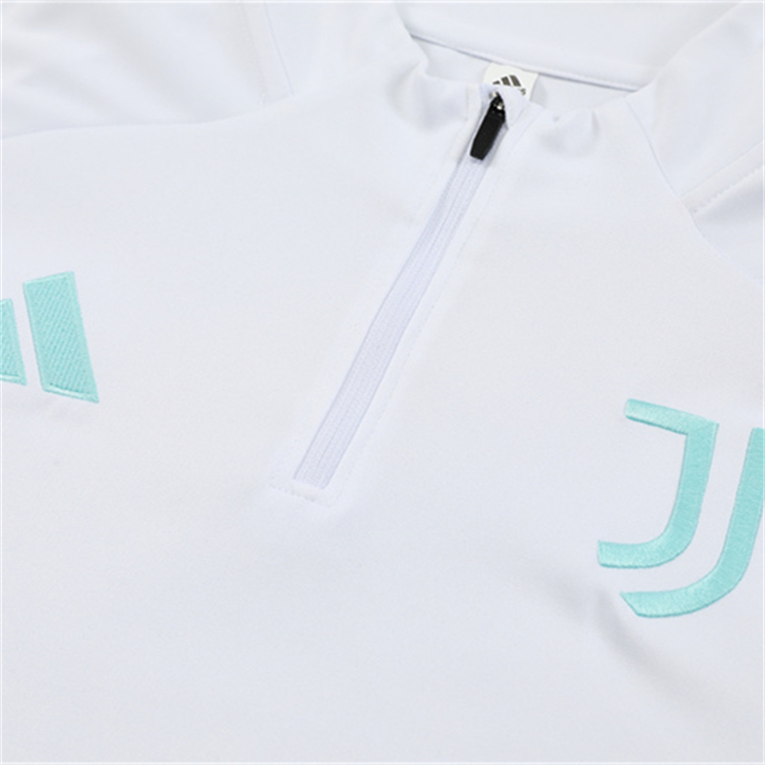 foot-Juventus 25-26 Kids Long Sleeve Training Set - White Top and Black Pants