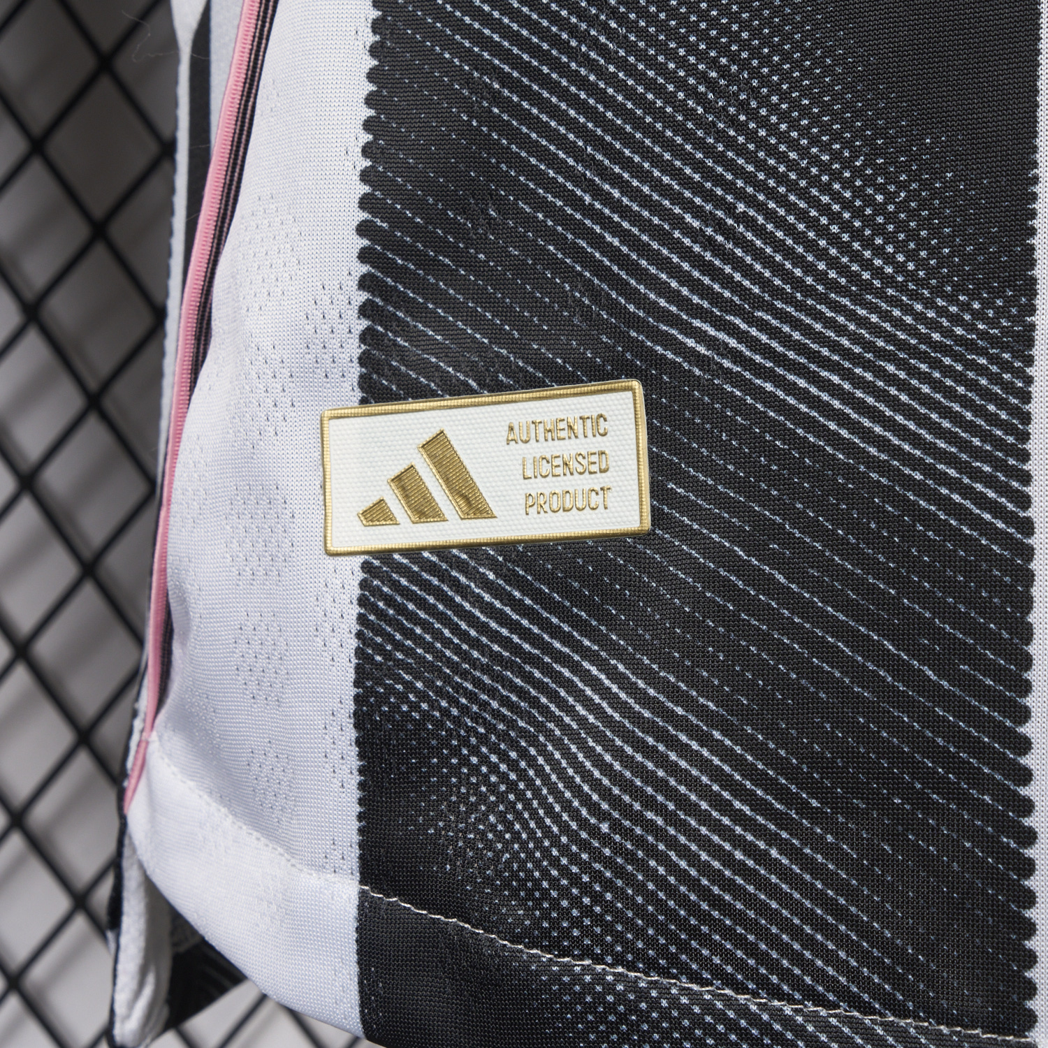 foot-Juventus 25-26 Home Jersey With Chest Patch - Player Version