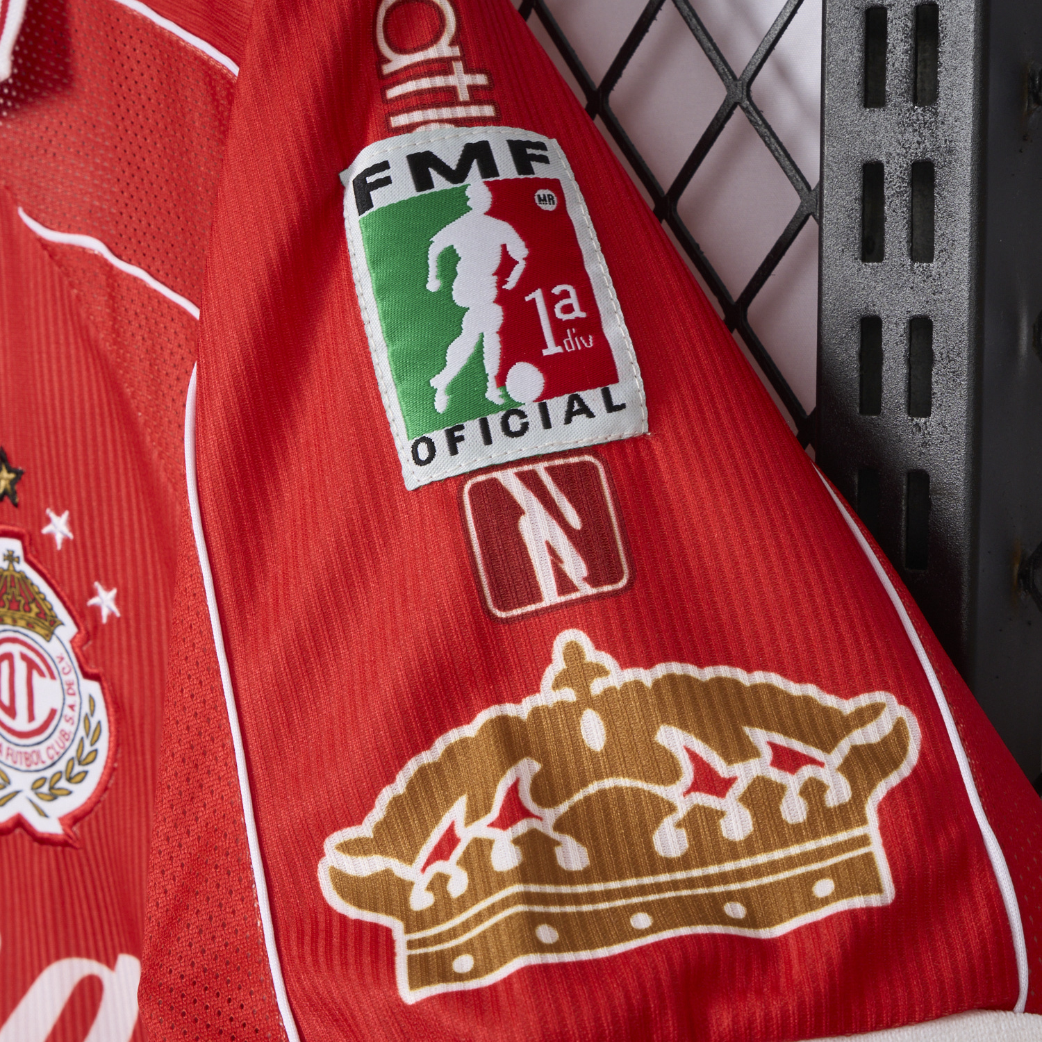 foot-Retro Toluca 1999-00 Home Jersey