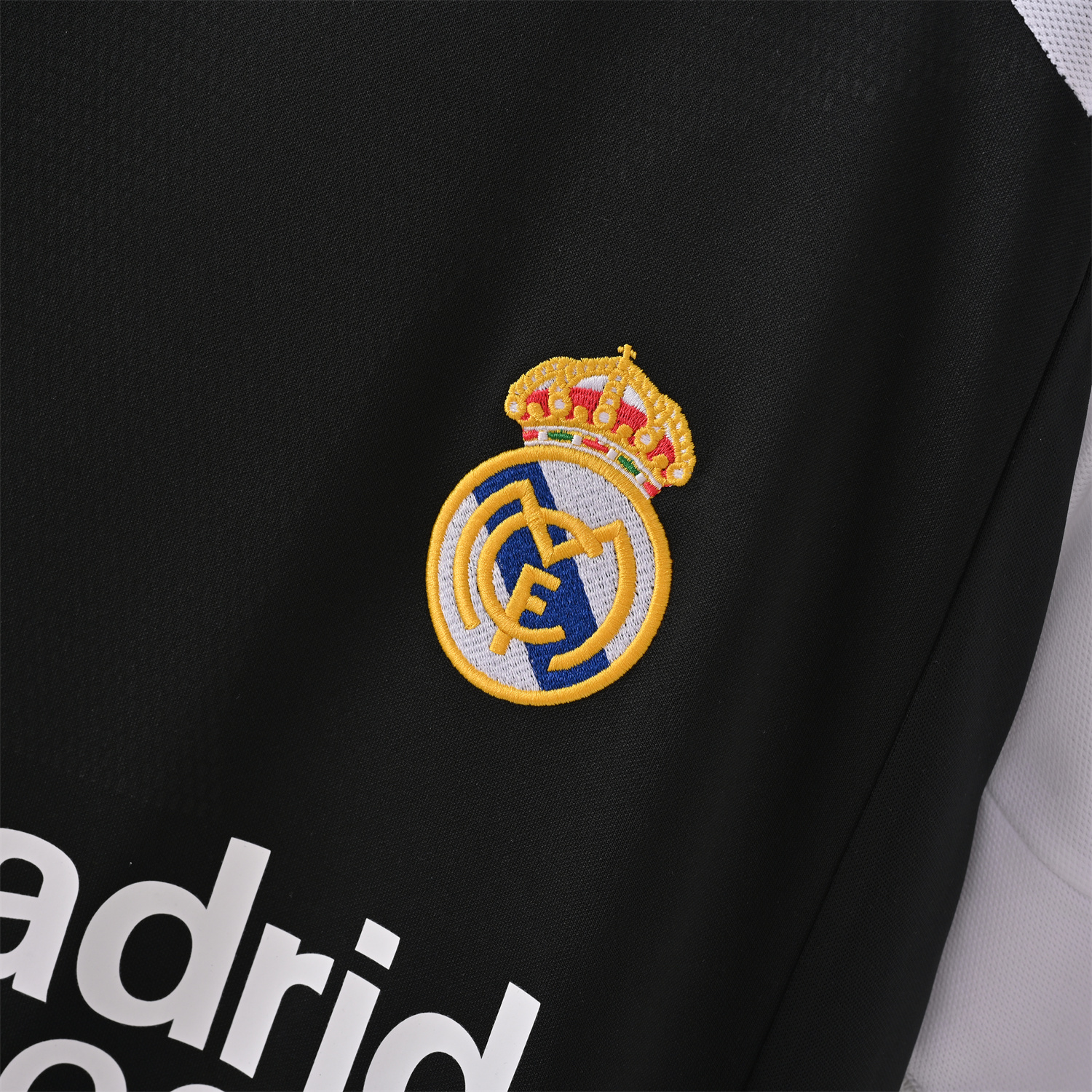foot-Retro Real Madrid 2001-02 Away Jersey