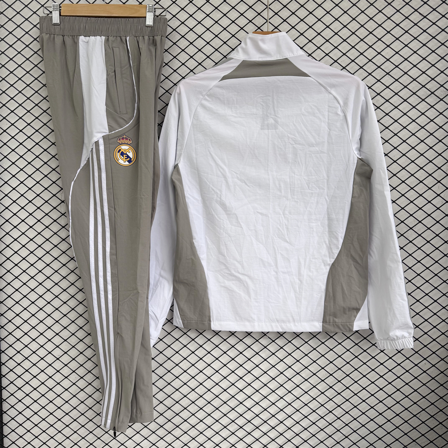 Unitedfootballkit.com | Real Madrid 25-26 Windbreaker Training Set - White With Grey Top and Grey Pants -Customize Name, Number and Patch | Worldwide Shipping