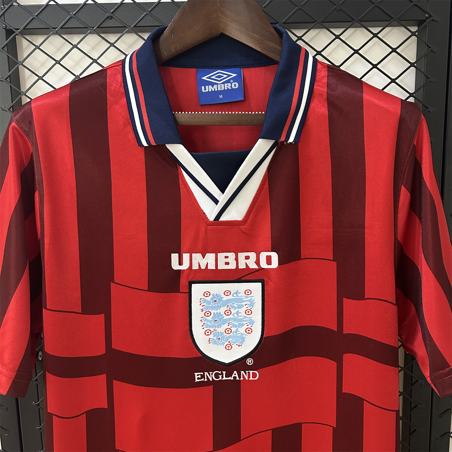 foot-Retro England 1998 Away Jersey