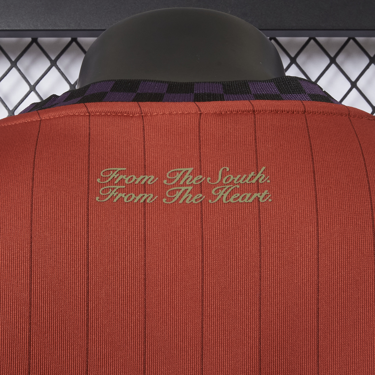 Unitedfootballkit.com | Bayern Munich 25-26 Trefoil Red Travel Jersey - Player Version -Customize Name, Number and Patch | Worldwide Shipping