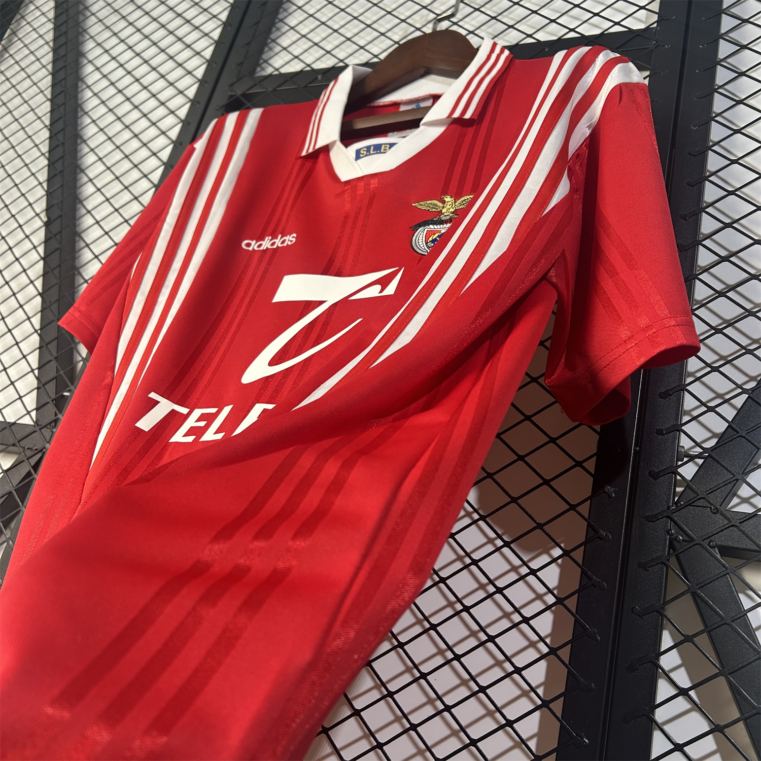 foot-Retro Benfica 1997-98 Home Jersey