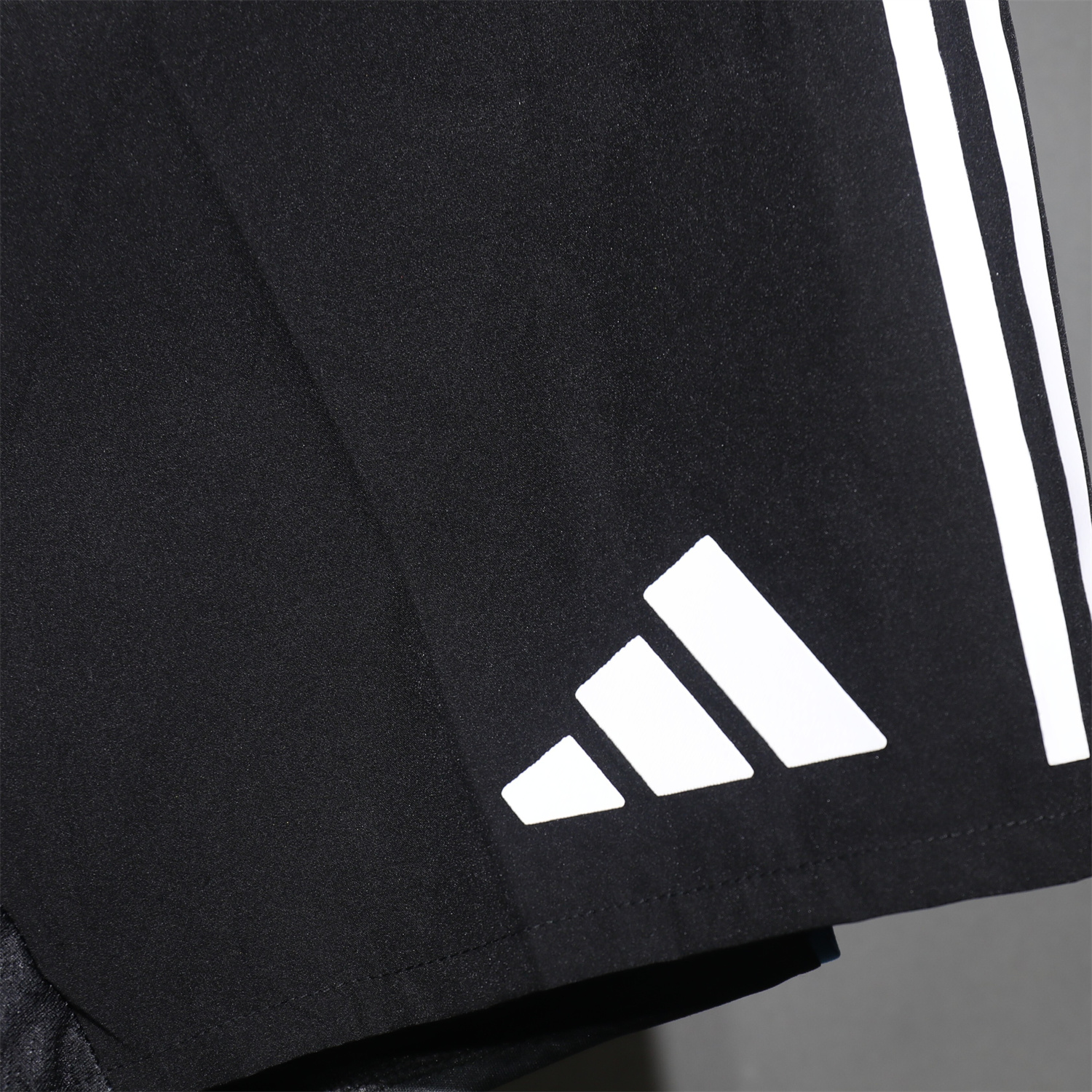 foot-Newcastle United 25-26 Home Black Shorts - Player Version