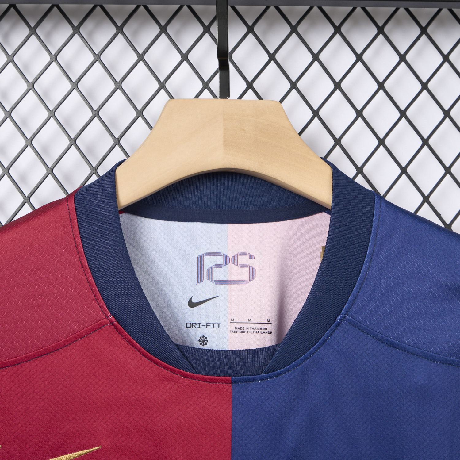 foot-Barcelona x Travis Scott 24-25 Home Jersey - Fans Version