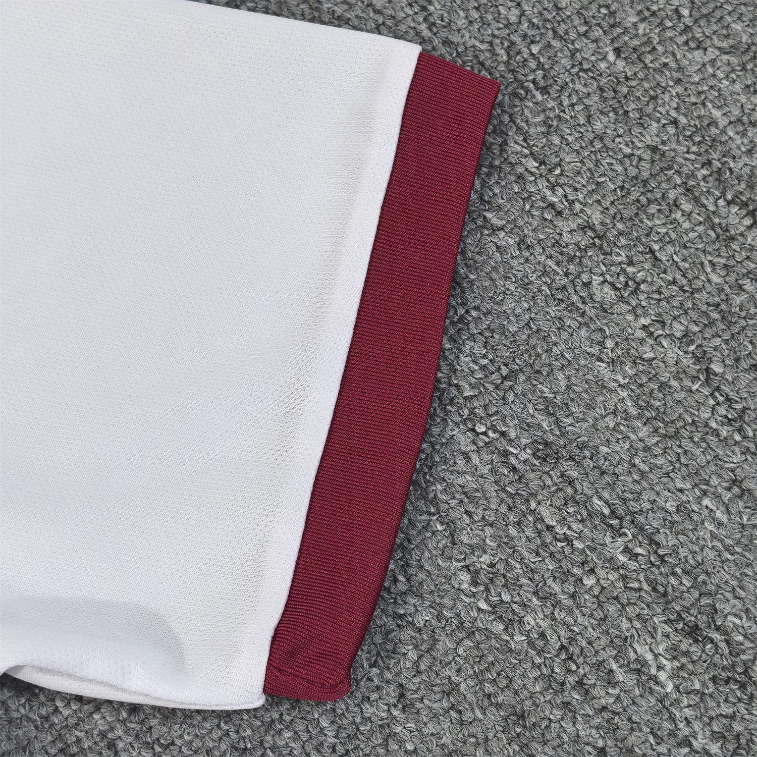 foot-Japan 25-26 Red Flowers White Jersey - Fans Version