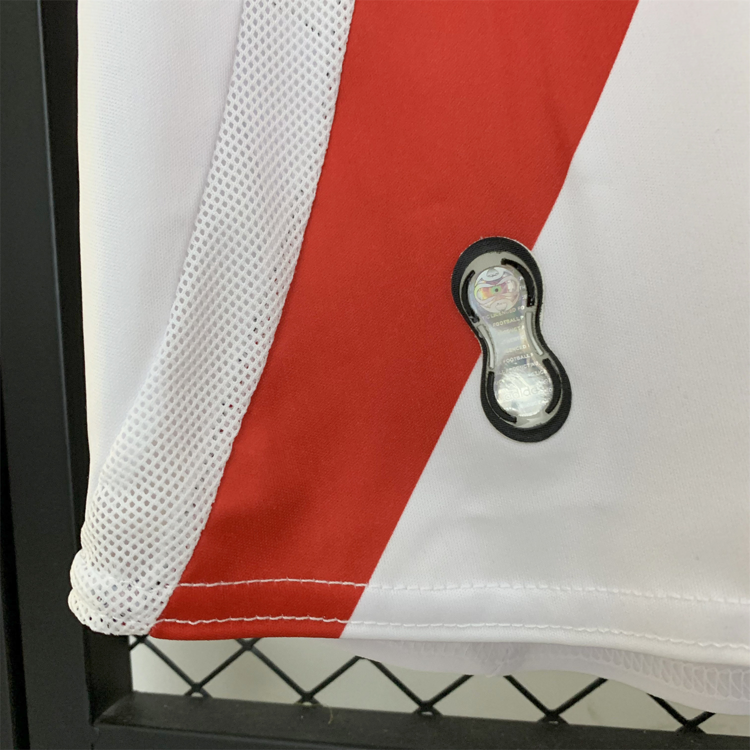 foot-Retro River Plate 2006-07 Home Jersey