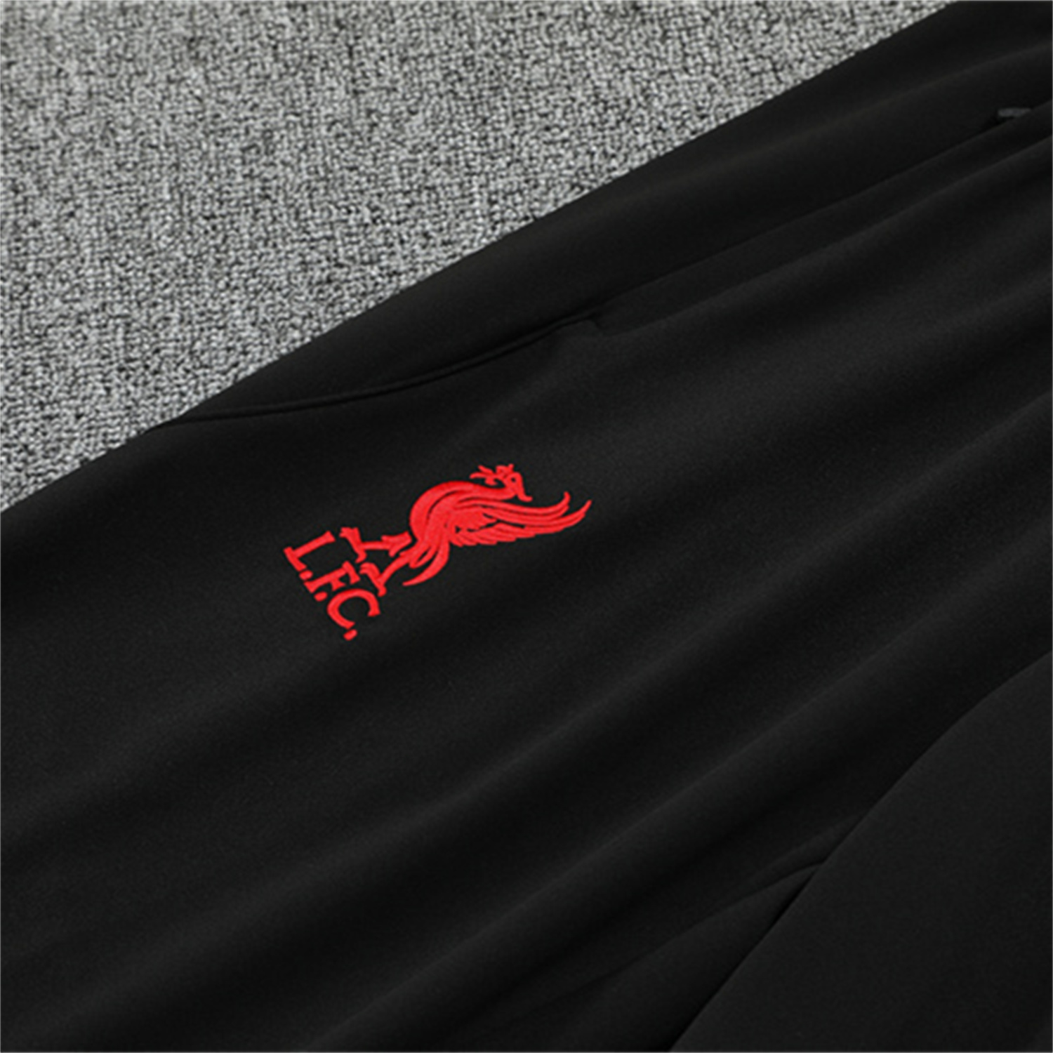 foot-Liver.pool 25-26 Long Sleeve Training Set - Red Camouflage Top & Blsck Pants