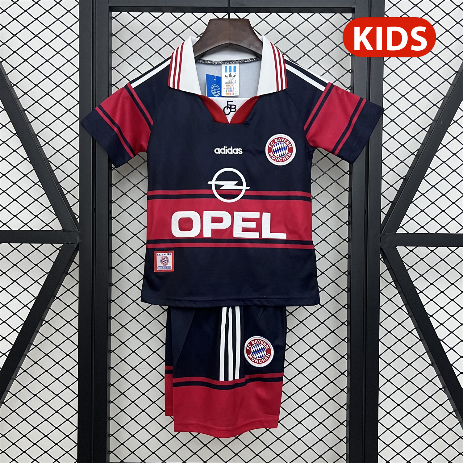 foot-Retro Bayern Munich 1997-99 Home Kids Kit