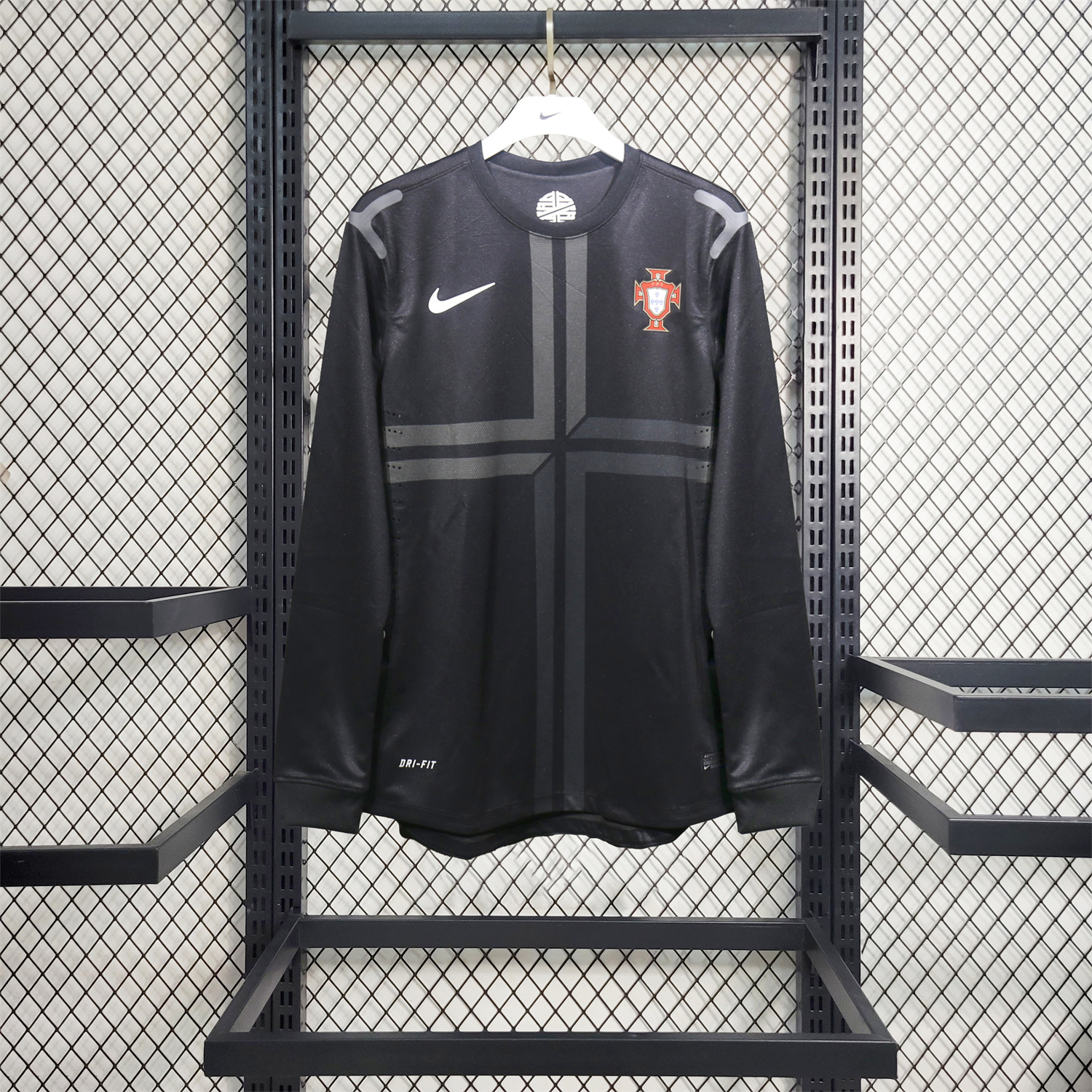 foot-Retro Portugal 2013 Away Long Sleeves Jersey - Player Version