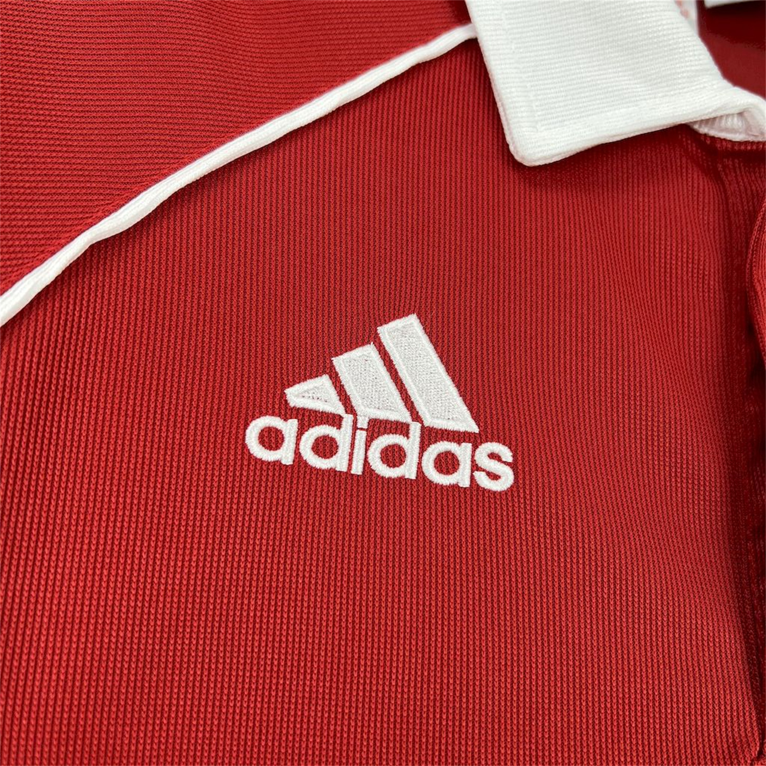 foot-Retro Bayern Munich 2005-06 Home Jersey