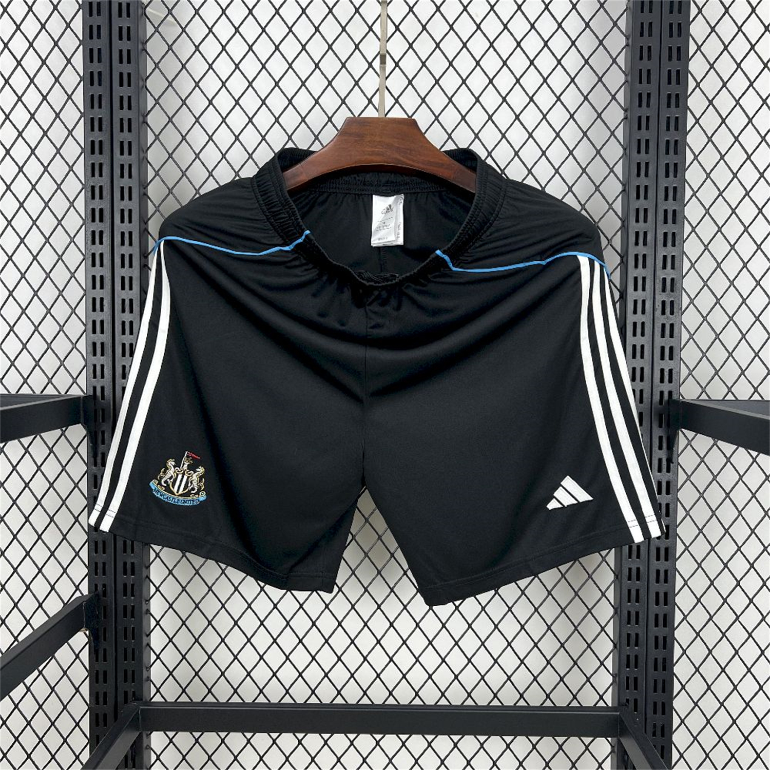 foot-Newcastle United 25-26 Home Black Shorts - Fans Version