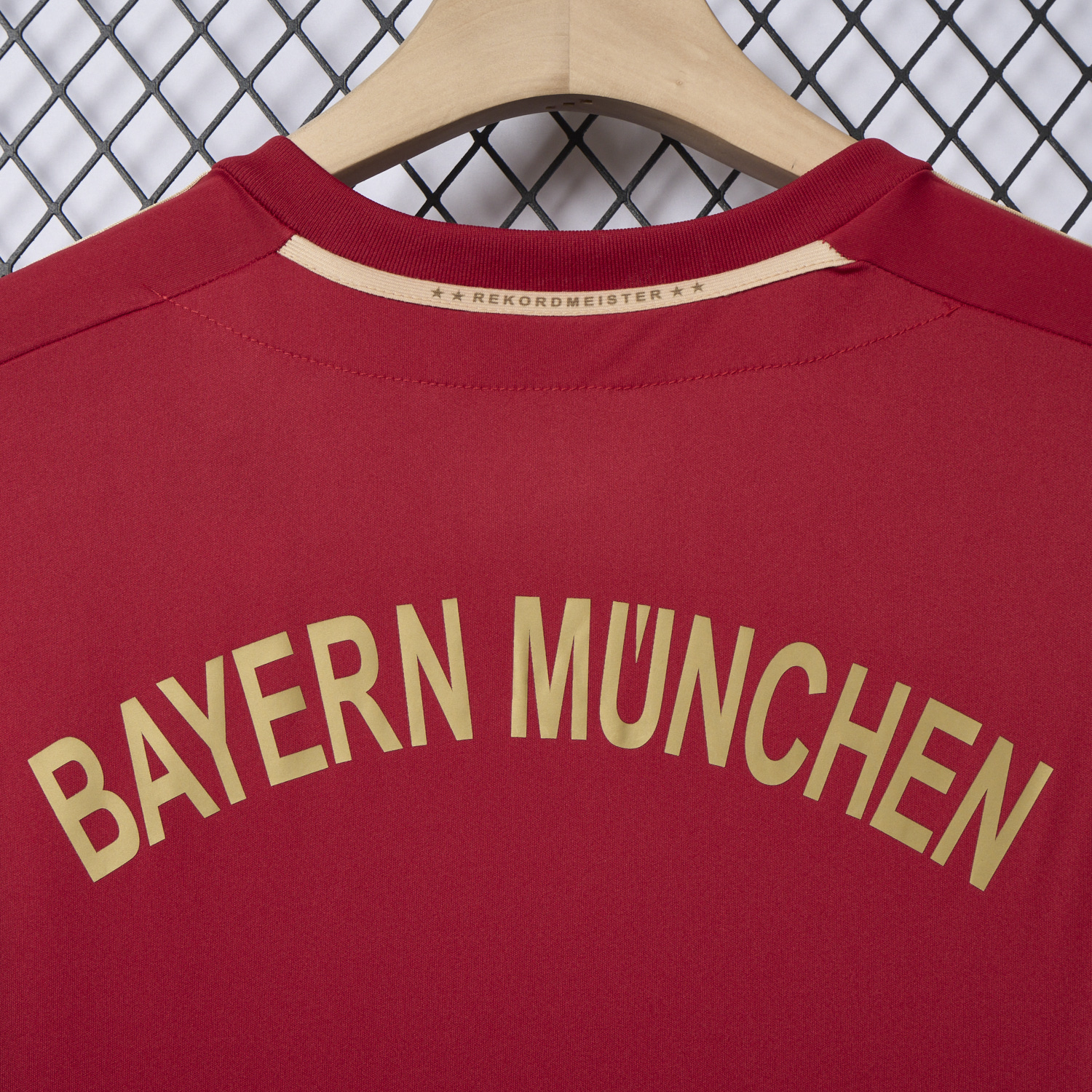 foot-Retro Bayern Munich 2012-13 Home Jersey