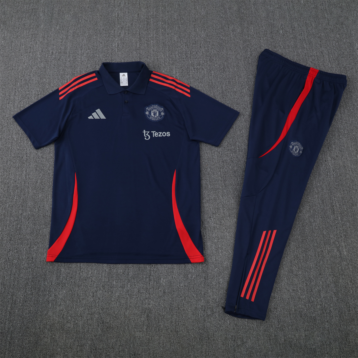 foot-Manchester United 25-26 POLO Short-Sleeve Training Set - Deep Blue Top and Pants with Red Stripes