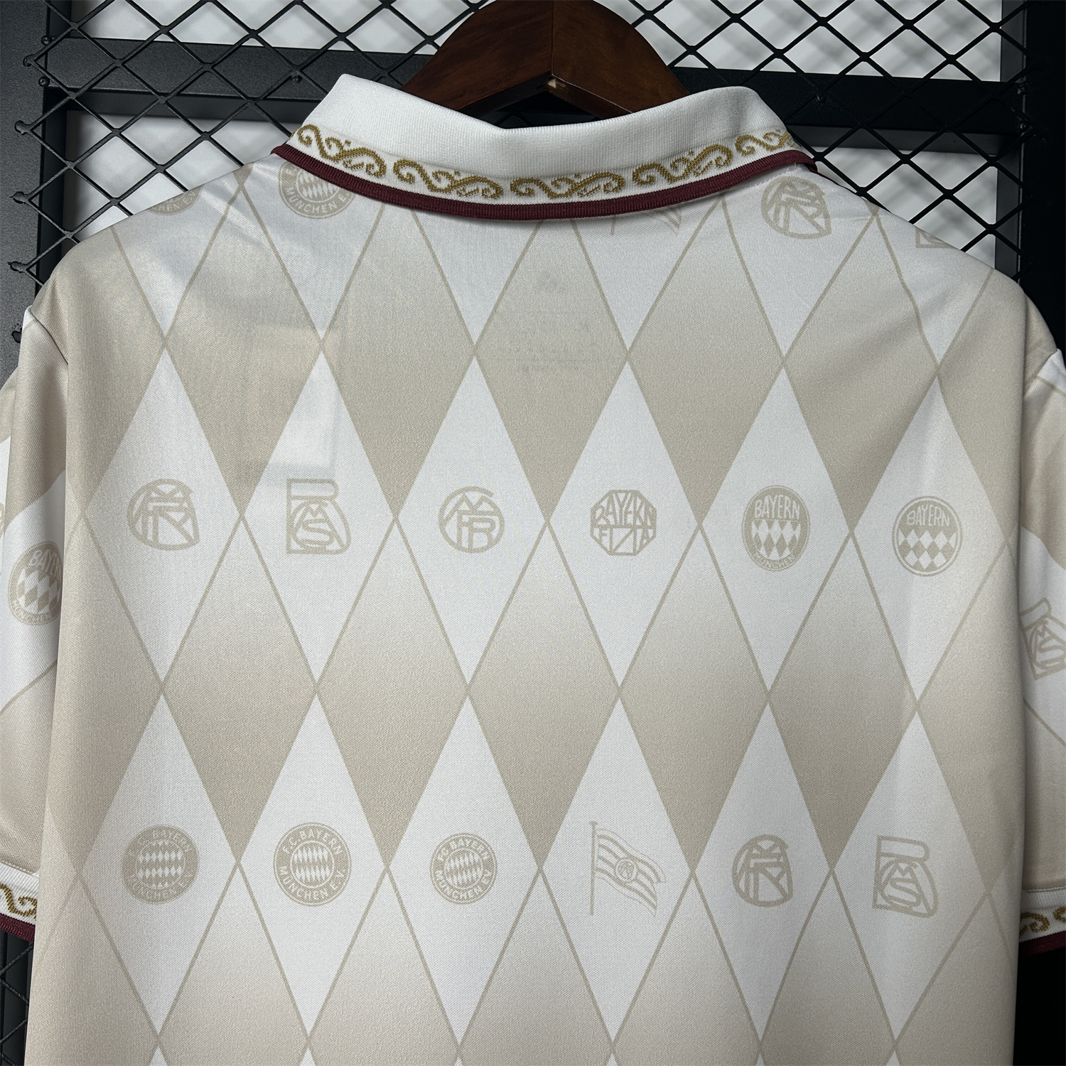 foot-Bayern Munich 2025 125th Anniversary Diamond Pattern Special Edition Jersey - Fans Version