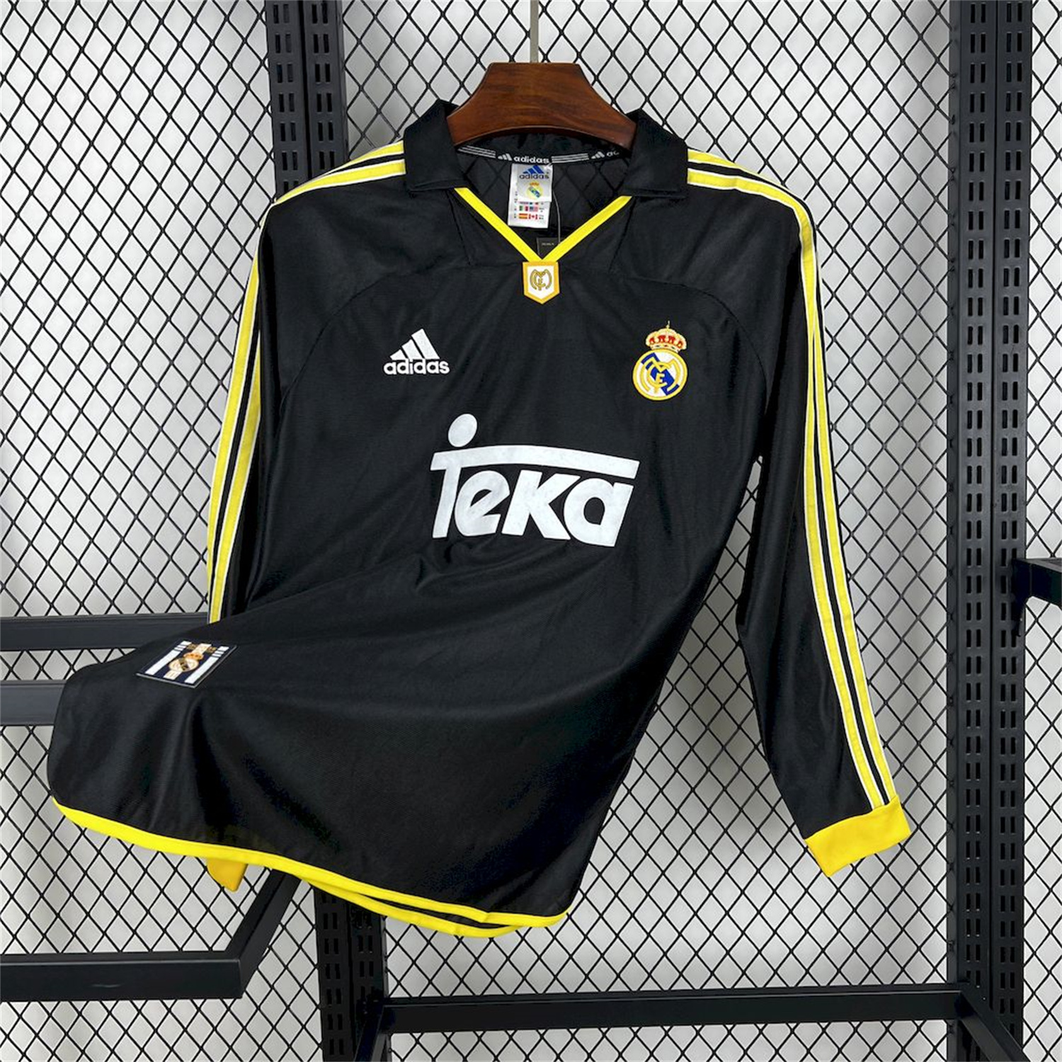 foot-Retro Real Madrid 1999-01 Away Long Sleeves Jersey