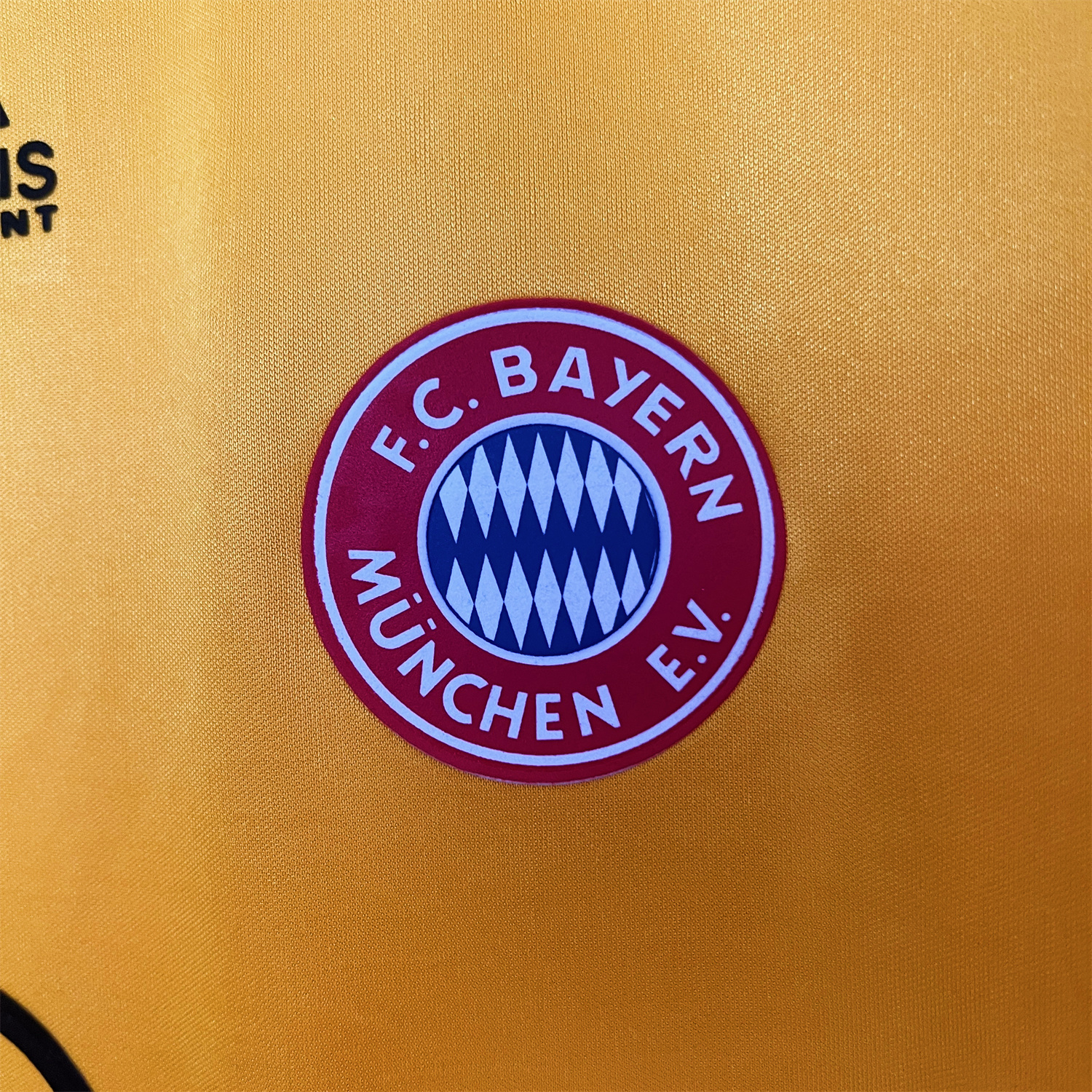 foot-Retro Bayern Munich 1993-95 Away Jersey