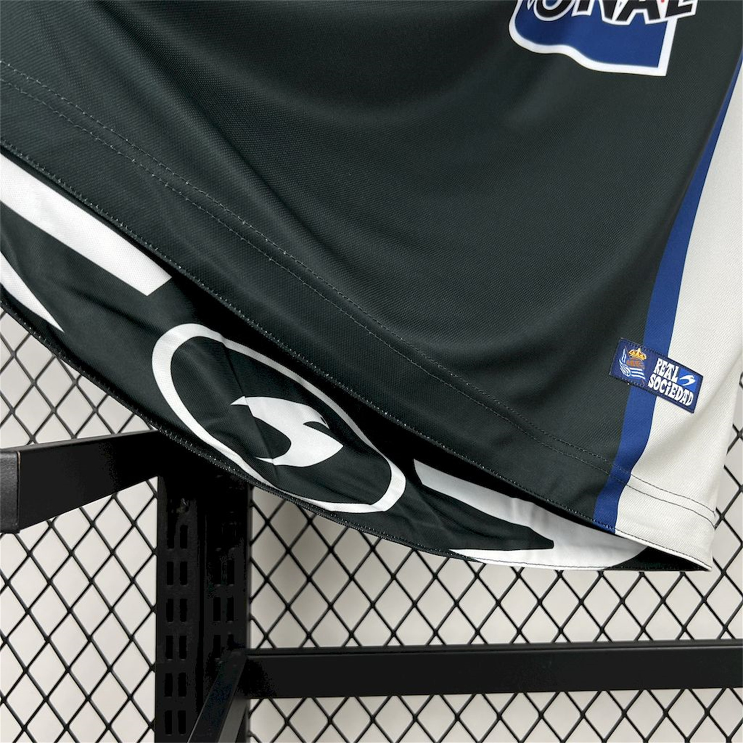 foot-Retro Real Sociedad 2000-02 Away Jersey