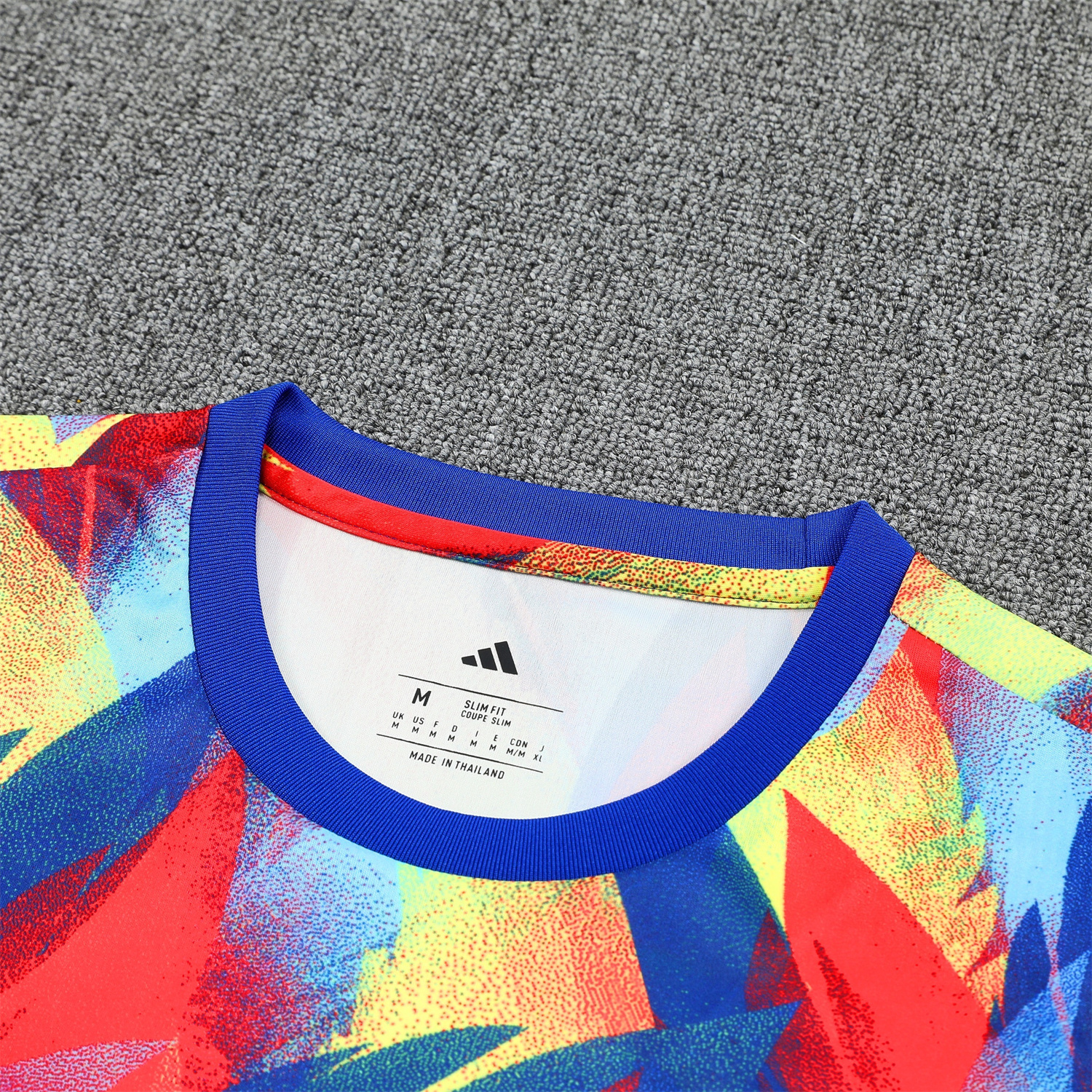 foot-Arsenal 25-26 Vest Training Set - Colorful Festival Vest and Black Shorts