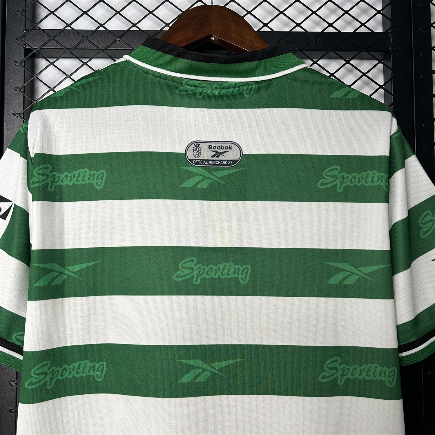 foot-Retro Sporting CP 1999-00 Home Jersey