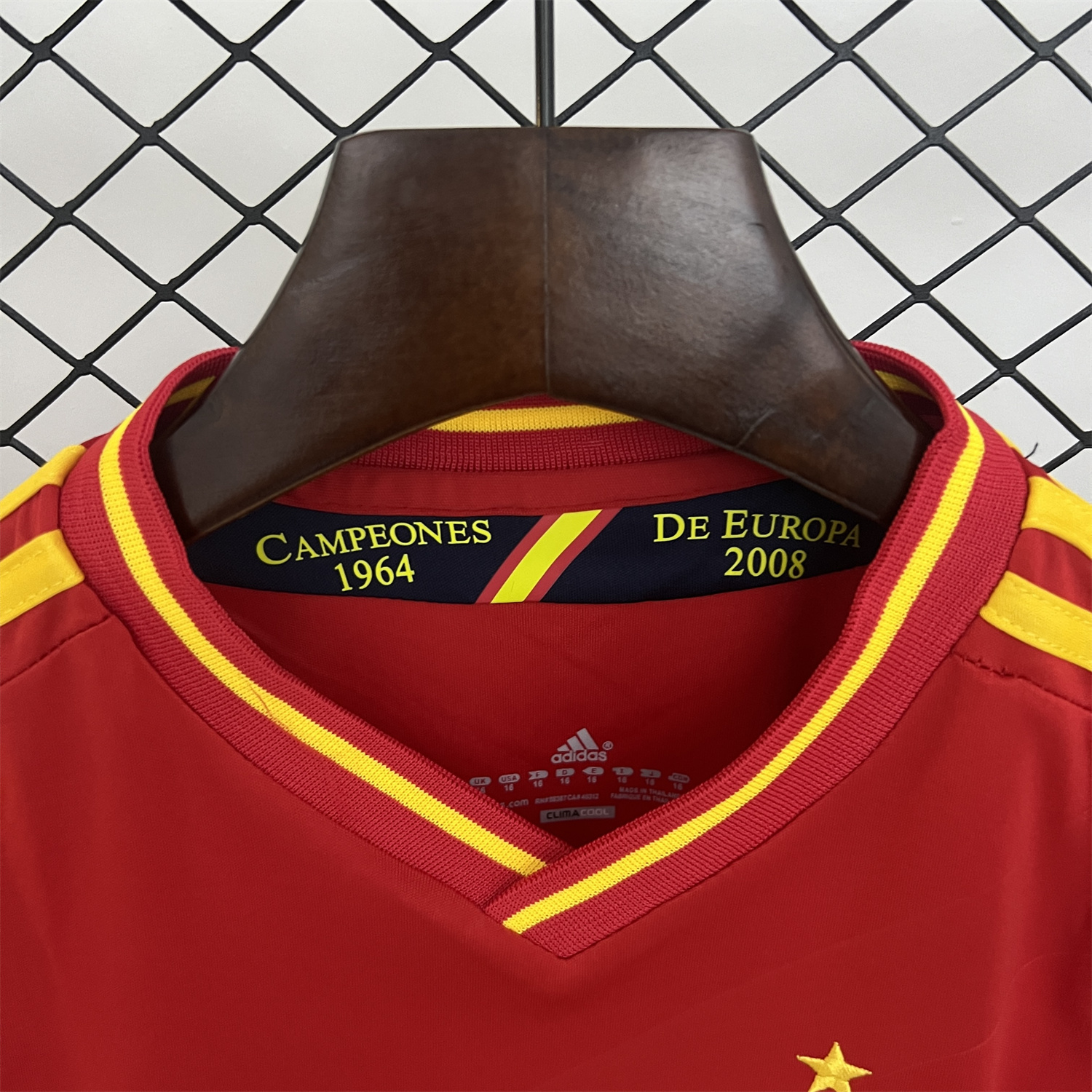 foot-Retro Spain 2012 Home Kids Kit