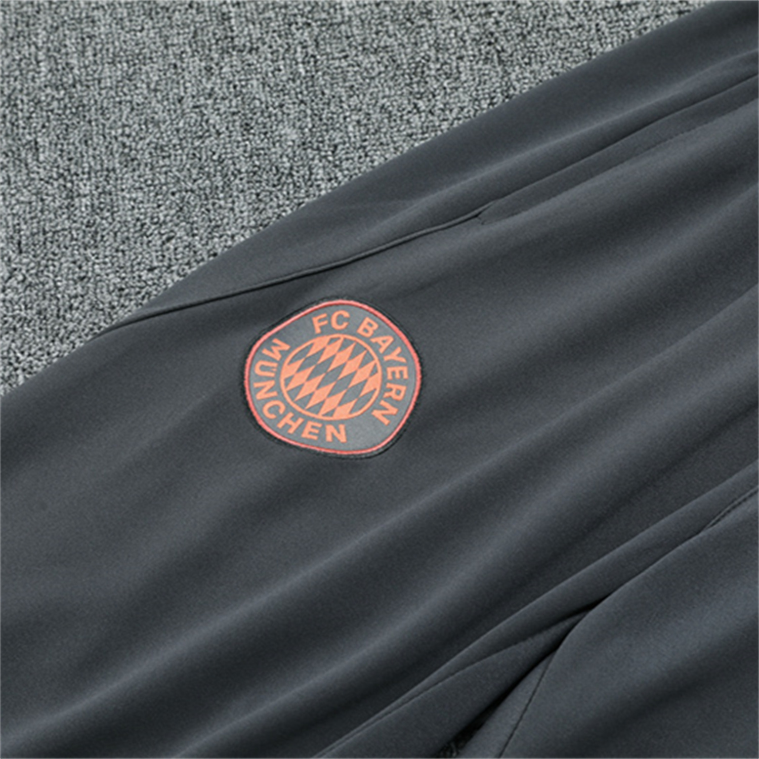 foot-Bayern Munich 25-26 Long Sleeves Training Set - Orange Top & Gray Pants