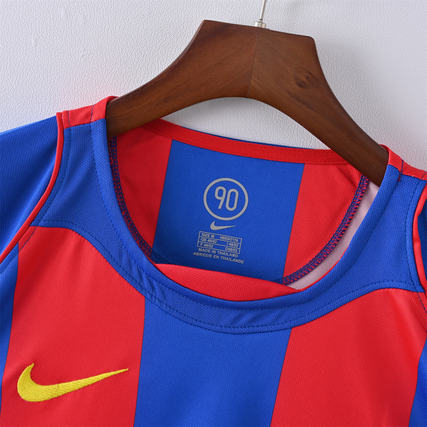 foot-Retro Barcelona 04-05 Home Jersey