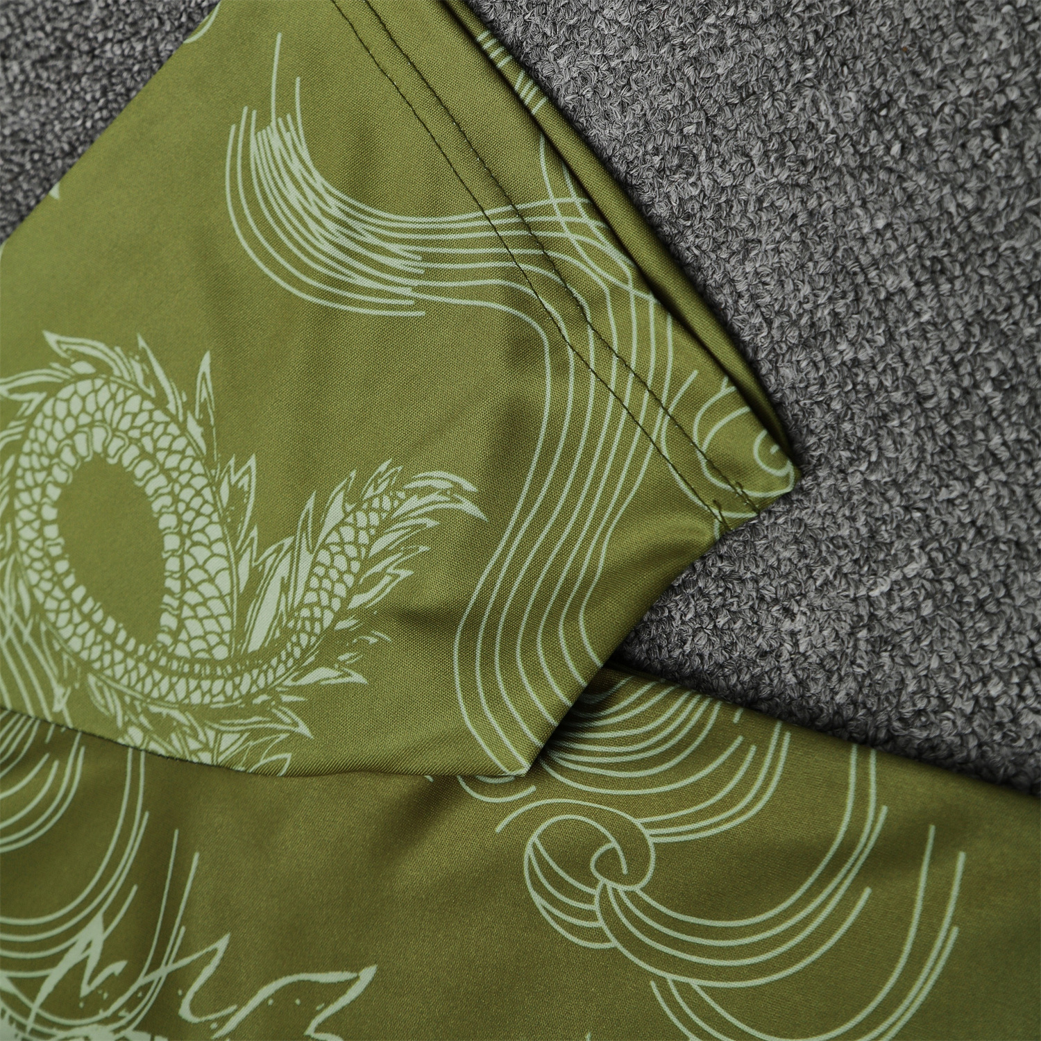 foot-Real Madrid 25-26 Short-Sleeve Training Set - Green-Black Dragon Top & Black-White Shorts