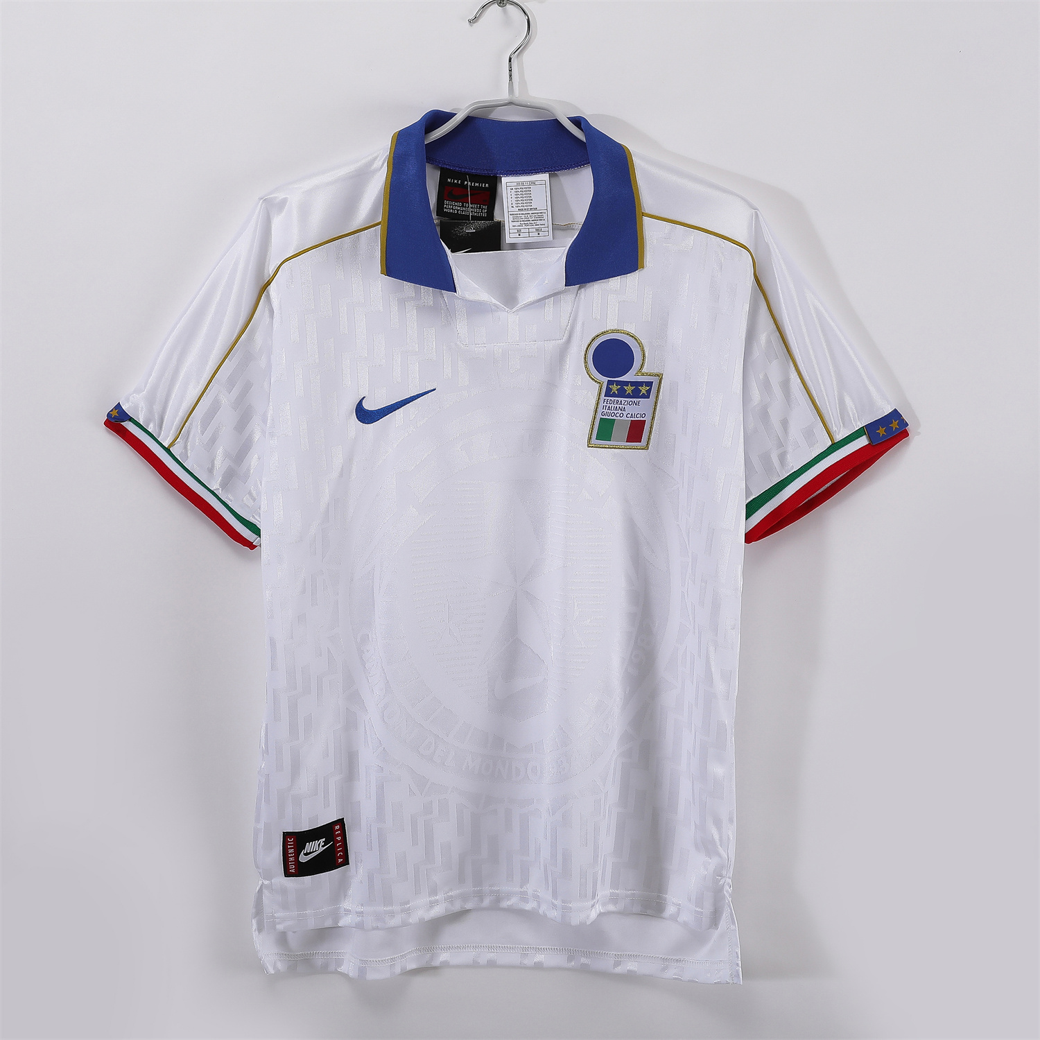 foot-Retro Italy 1995 Away Jersey