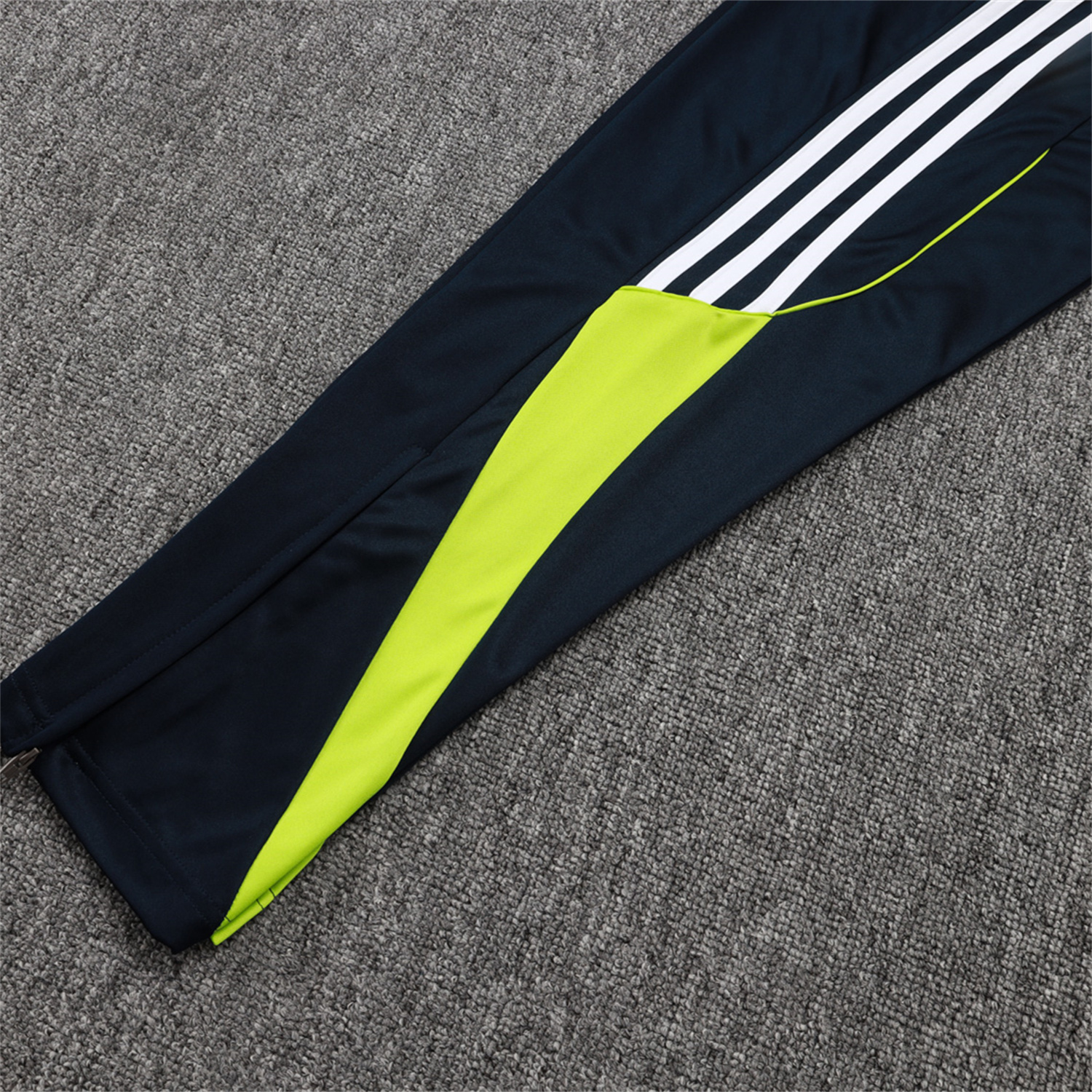 foot-Real Madrid 25-26 Long Sleeve Training Set - Deep Blue Urban Purist Style